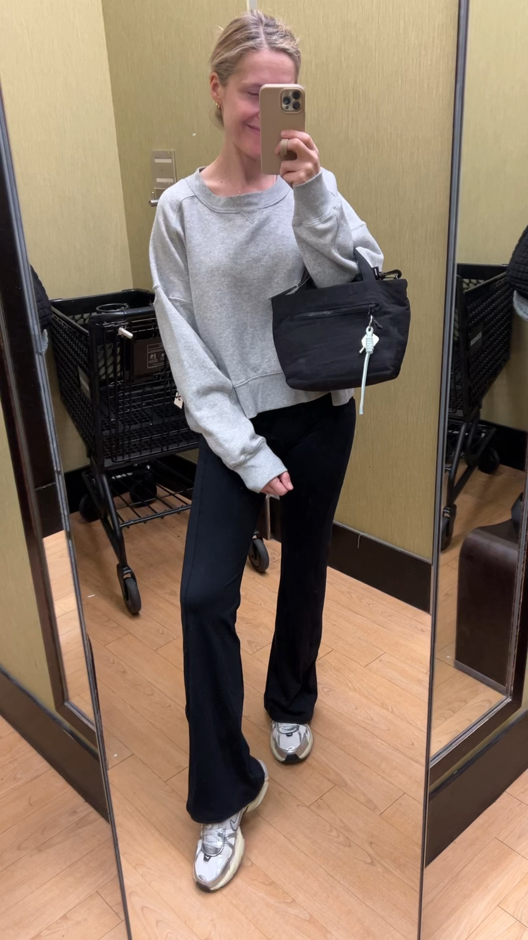 Kohls casual outfit idea I’m loving, flare leggings that are tall girl friendly! Wearing size medium and I’m 5’8”. Wearing a large in this sweatshirt, medium would work too. 