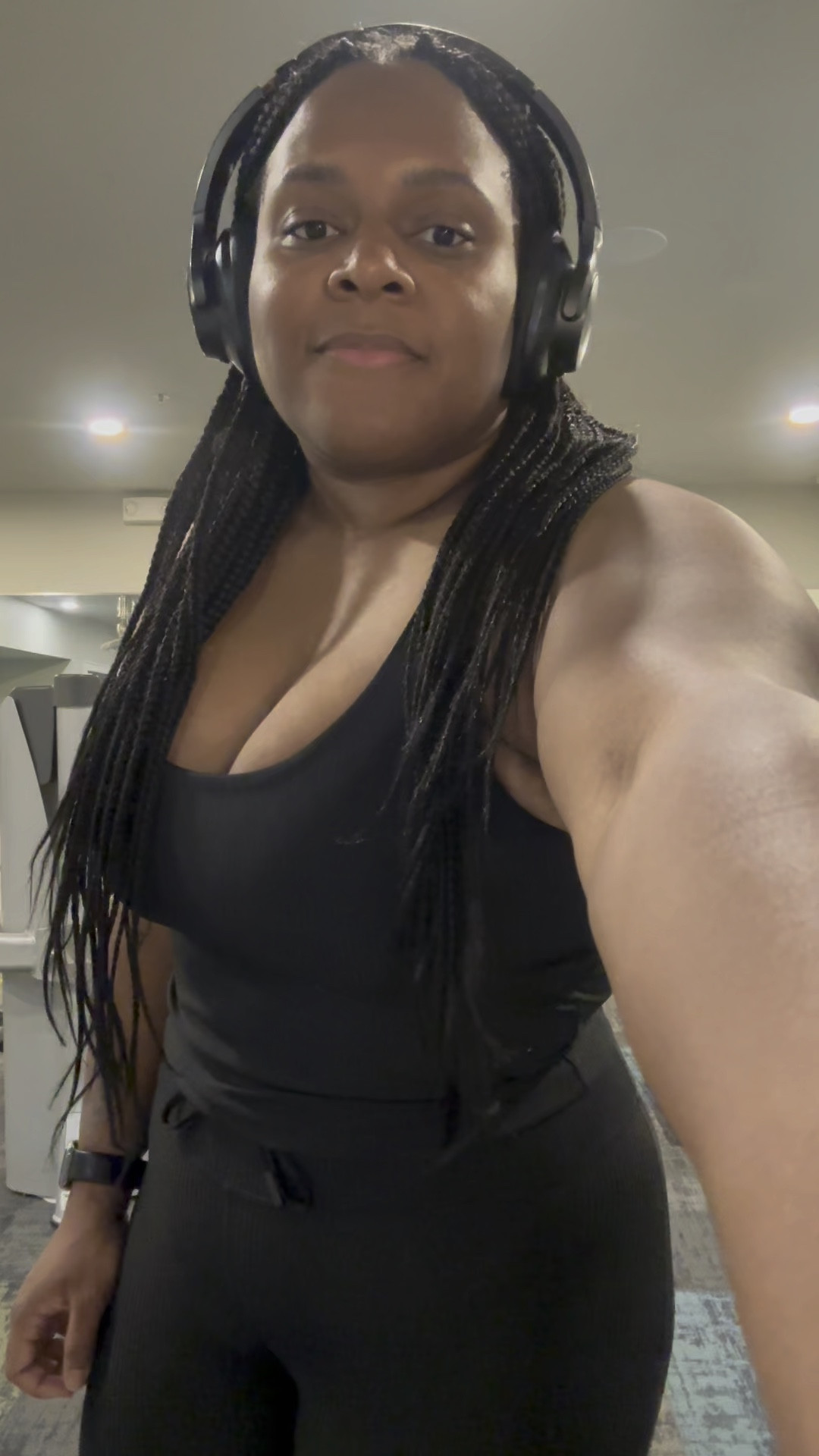 Fabletics fit check 

#LTKActive #LTKMidsize #LTKFitness