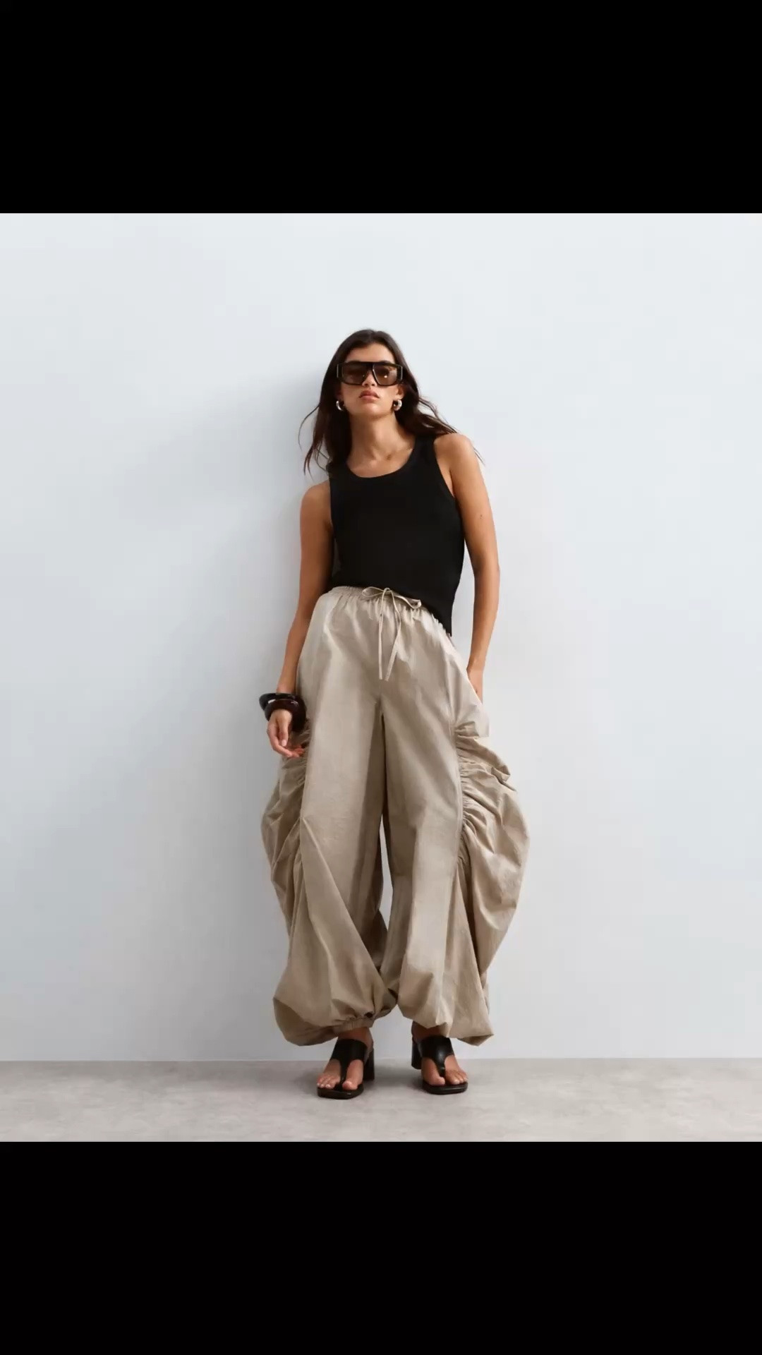 🎈Ballon pants

#ltkstyle #fashionforwardstyle #summeroutfits
#style #coolgirlvibe #trendingnow

#LTKSeasonal #LTKMidsize #LTKOver40