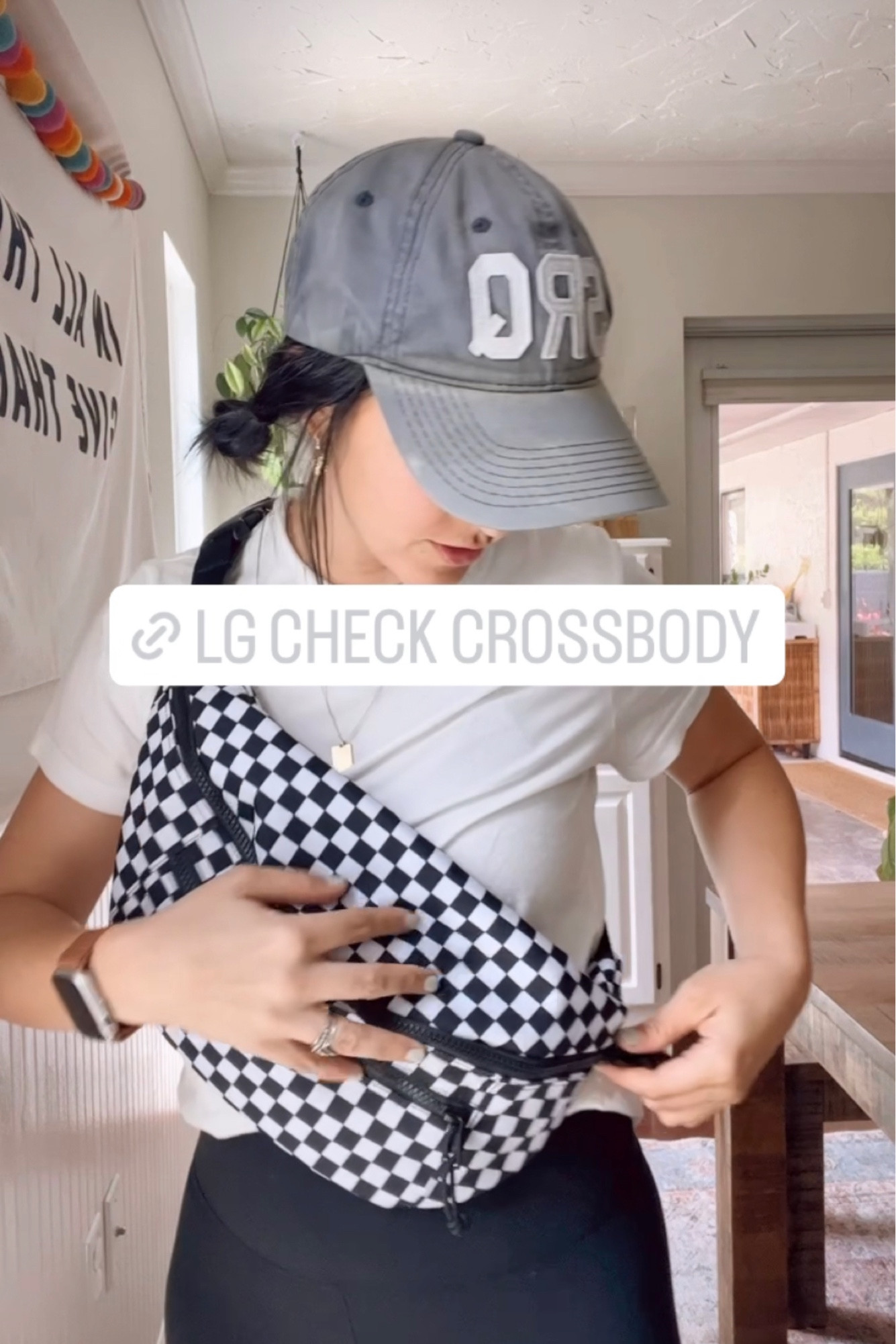 Fanny pack vans clearance checkerboard