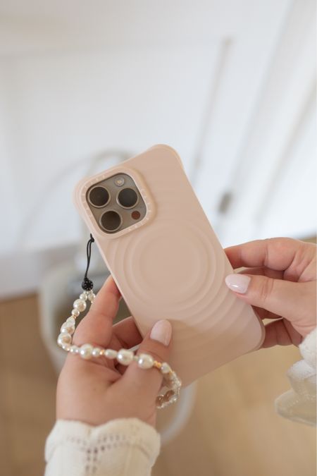 Prettiest new phone case and charm! 

Amazon finds, Amazon favorites, neutral phone case, beige iPhone case, iPhone charm

#LTKfindsunder50 #LTKfindsunder100 #LTKGiftGuide