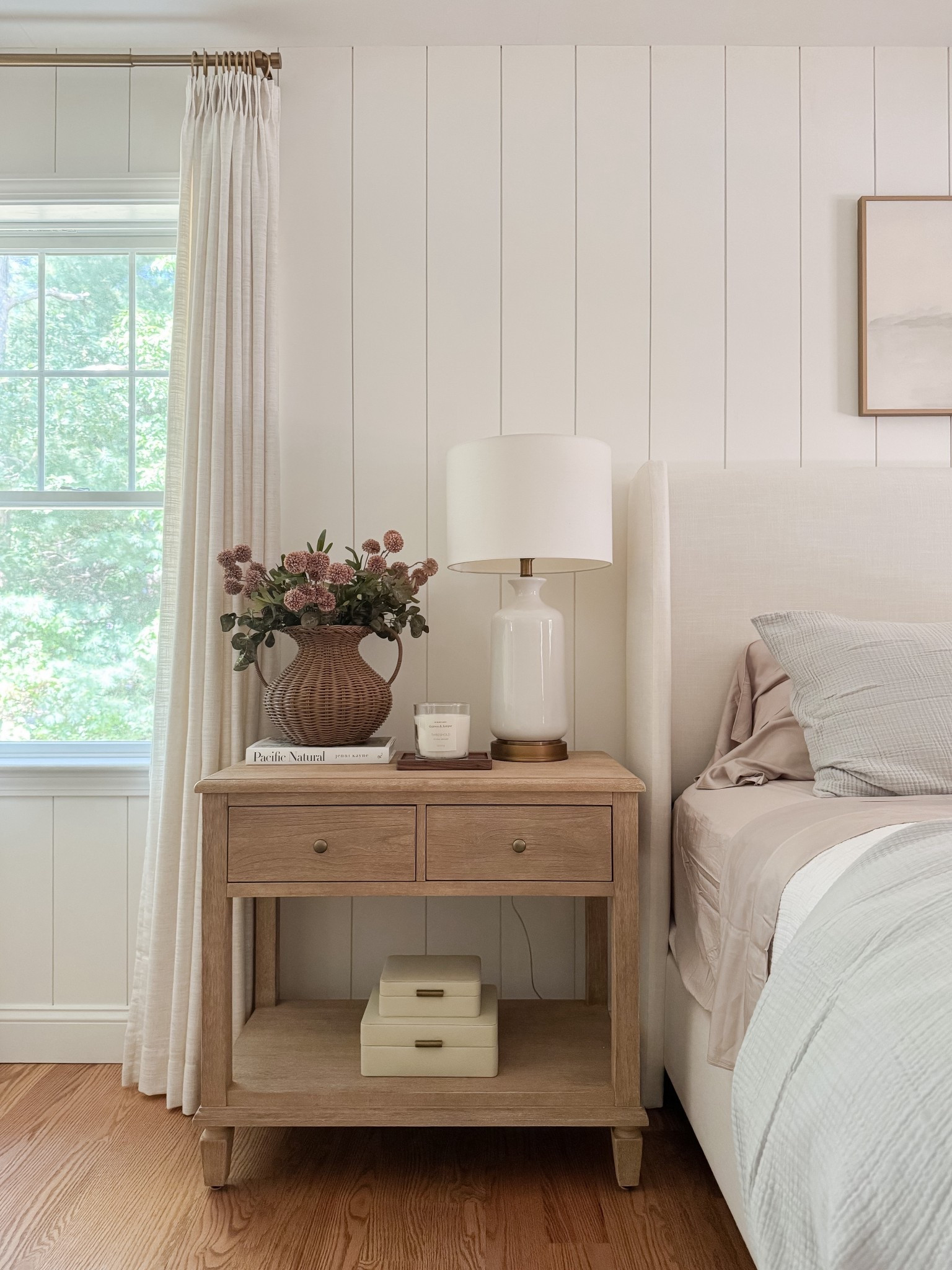 Fall bedding 

Modern coastal bedroom  Neutral bedroom  Amazon bedding  rug  nightstands  wall art  throw pillows  Bedroom 

 Home inspo  Seasonal decor  Seasonal home inspo  sherricalnan  sherricalnanhome

#LTKSaleAlert #LTKStyleTip #LTKHome