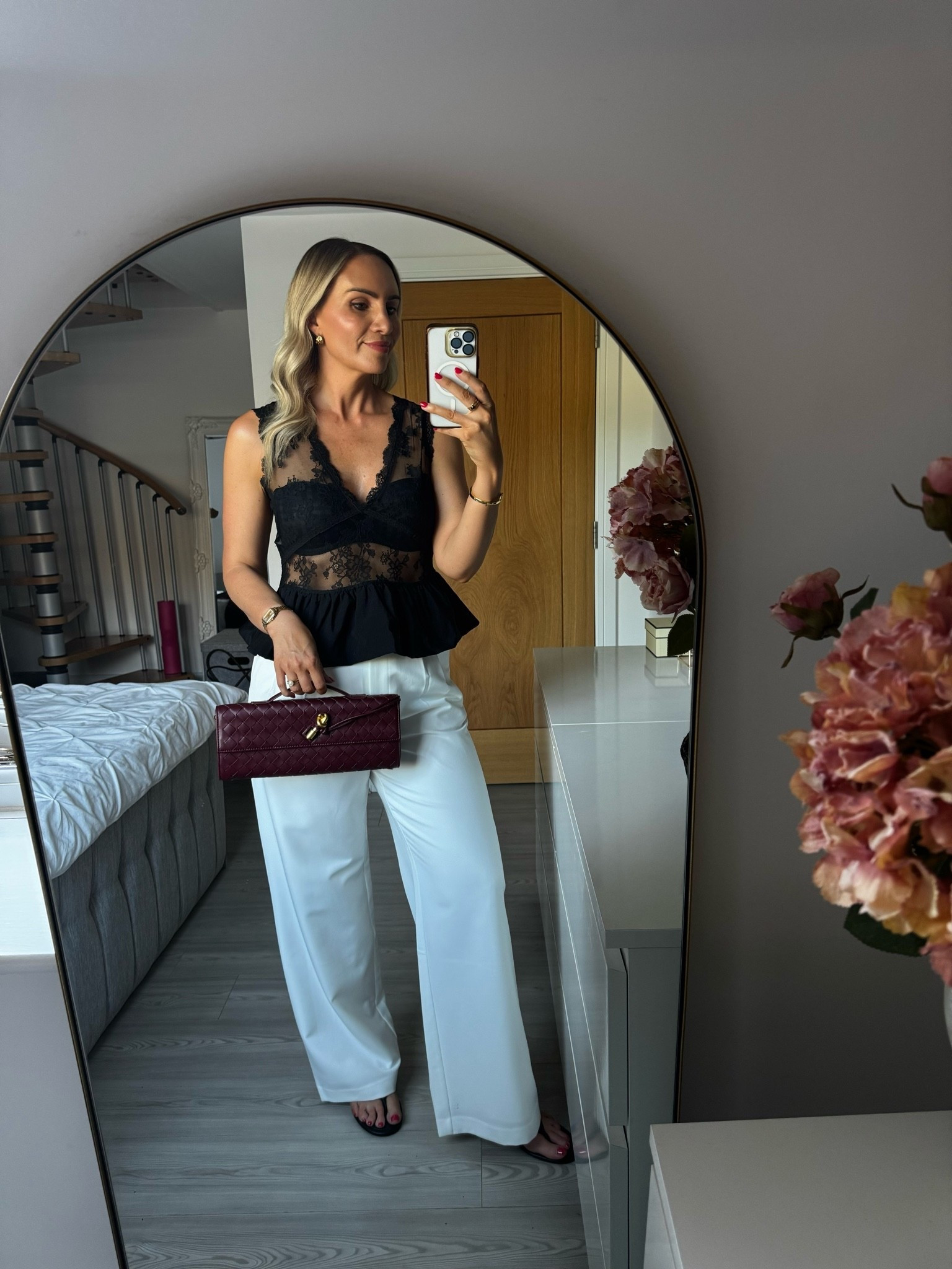 A date night outfit idea that flatters your curves without suffocating them 🤗

I’m wearing a size medium in the trousers and a size S in the peplum top

#LTKautumn #LTKdatenight #LTKstyletip