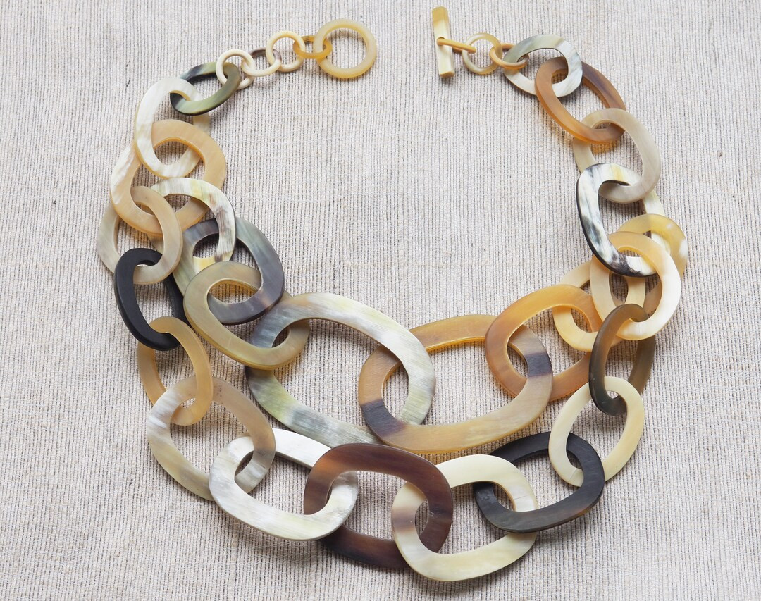 MATTE Natural Buffalo Horn Necklace Large N2.18 - Etsy | Etsy (US)