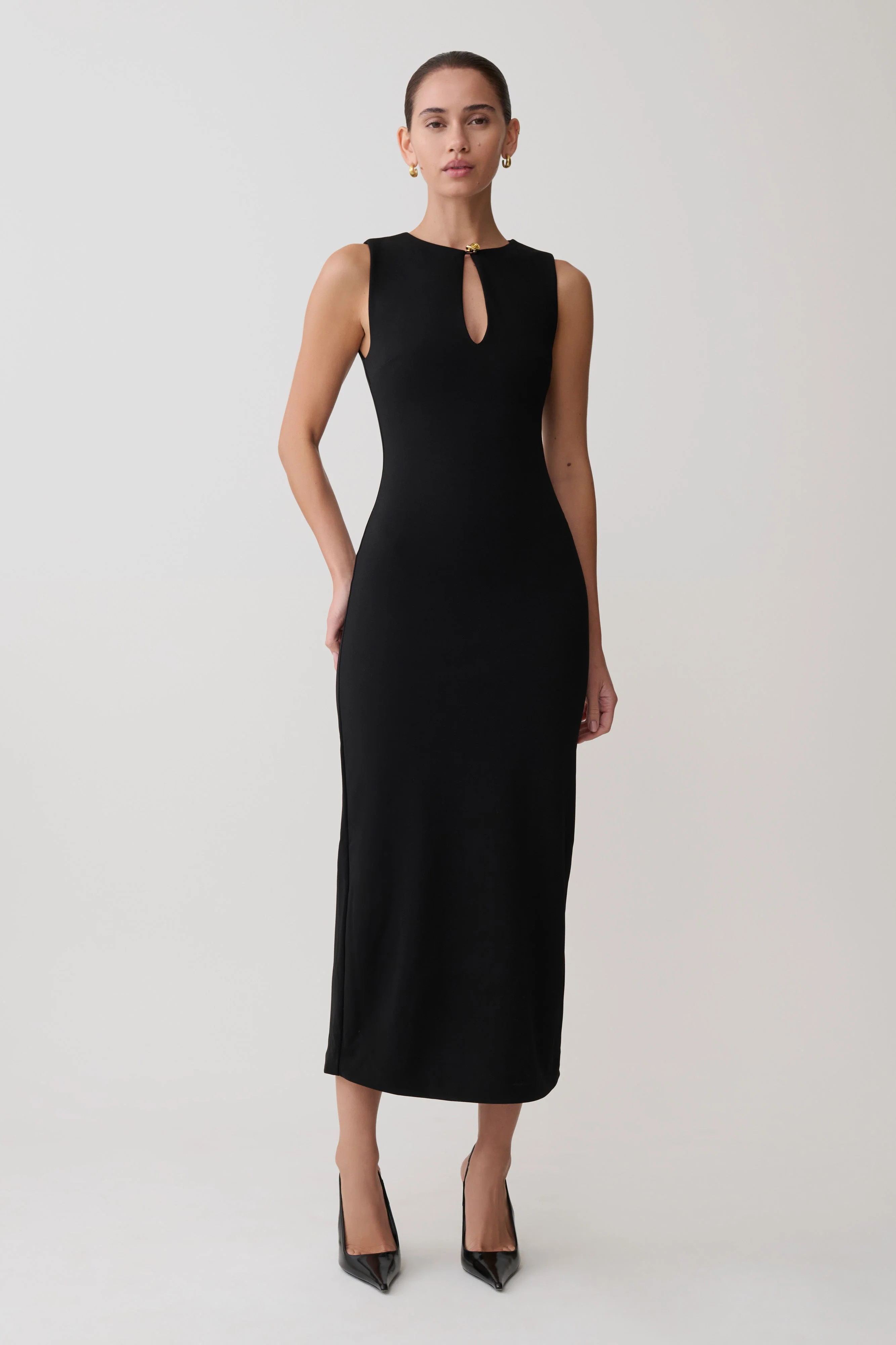 Sleeveless Crepe Midi Dress - Black | MESHKI US