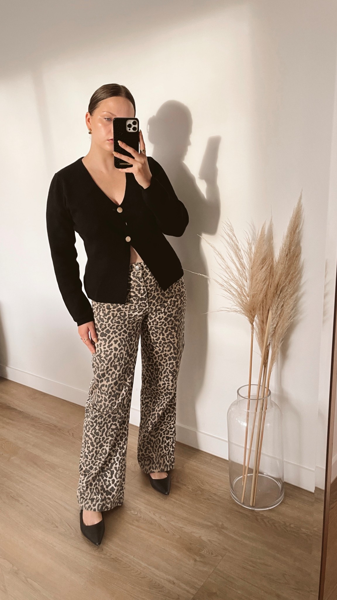 Styling leopard pants for a casual office outfit 🐆

#LTKworkwear #LTKaustralia #LTKstyletip