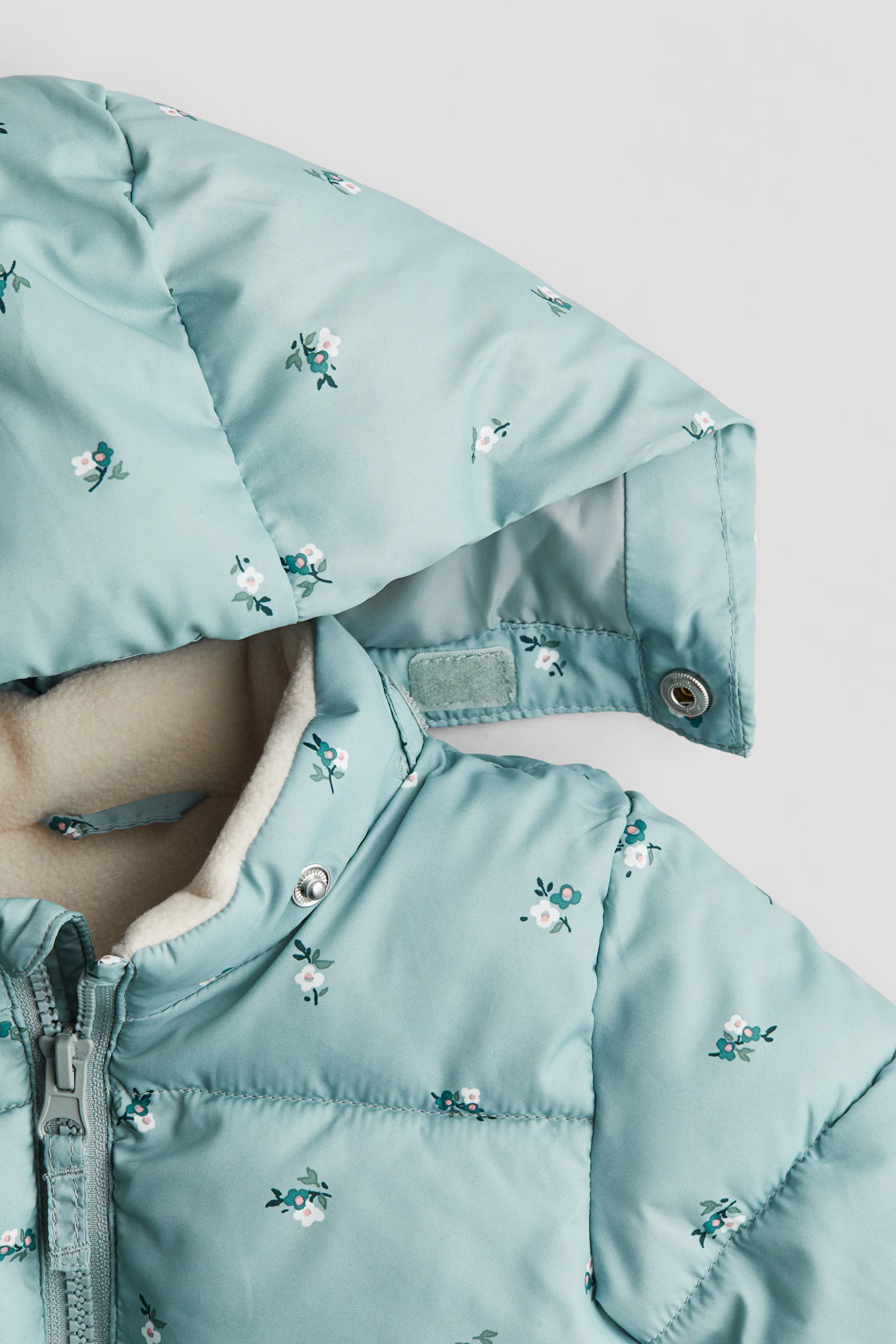 Water-Repellent Puffer Jacket - Light dusty green/floral - Kids | H&M US | H&M (US + CA)