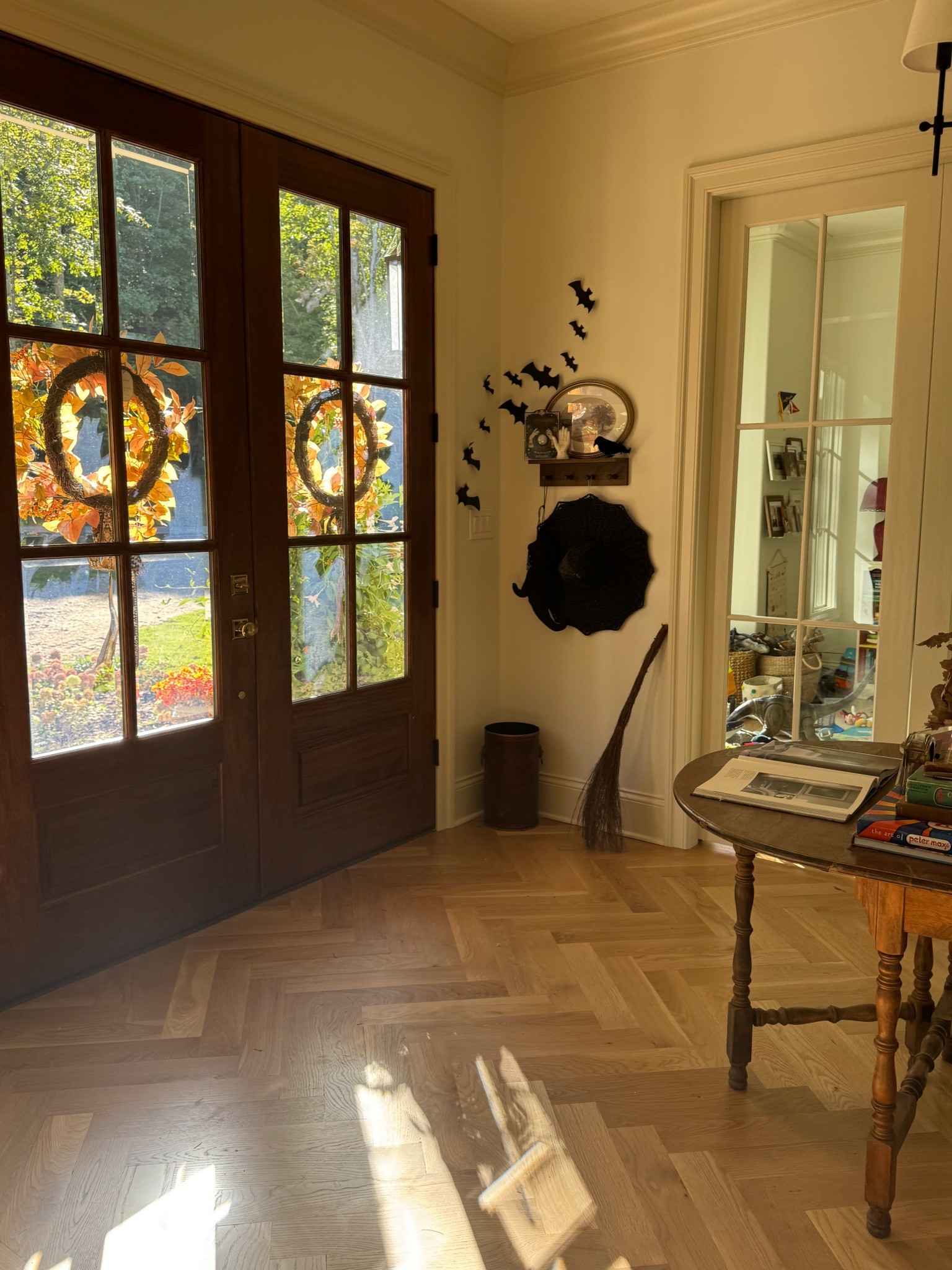 Halloween decor. Entry hall decor. Cozy home. Fall decor. Halloween home decor  

#LTKSeasonal #LTKHome