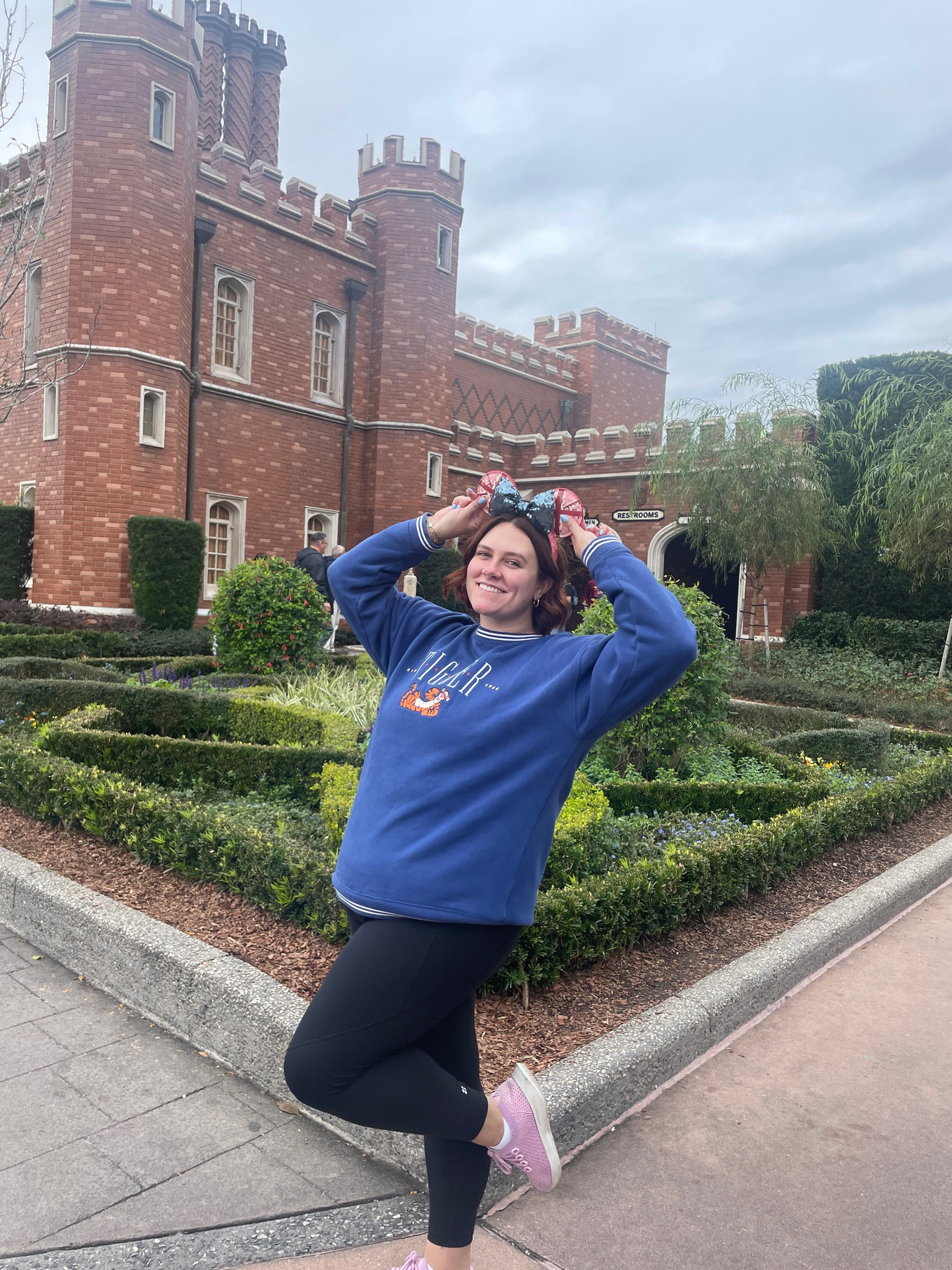 Outfit for Disney 🤩🏰 sweatshirt and ears are park exclusives 🫶

#LTKTravel #LTKMidsize