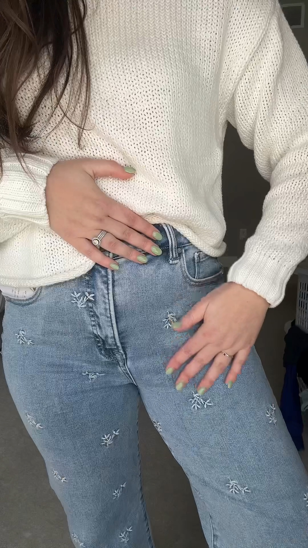 Cute embroidered jeans for spring 

#LTKSpringSale #LTKSaleAlert #LTKFindsUnder100