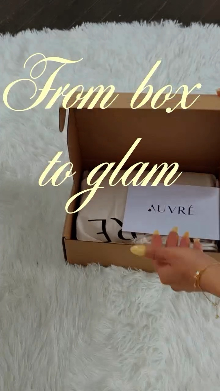 Channeling luxury in my daily style with this statement AUVRÉ clutch. Perfect for those days when you want to lead with intention and presence! @auvrelifestyle ✨

You’re welcome 😘✨

#AuvreLifestyle #LuxuryFinds #LTKstyletip #LTKfashion #ad #liketkit @shop.ltk #AuvreLifestyle #LuxuryAccessories #StatementStyle #EditorialFashion #SculpturalClutch #LuxuryVibes #OOTDInspo #ChicStyle #LuxuryLooks #ElevatedStyle #FashionGoals #MetaAdReady #LuxuryCampaign #HighEndStyle #BagLover #StyleEssentials #LuxuryFashionista #FashionAd #AdCampaign #SummerEdits #Glam

#LTKSeasonal #LTKSummerEdit #LTKItBag