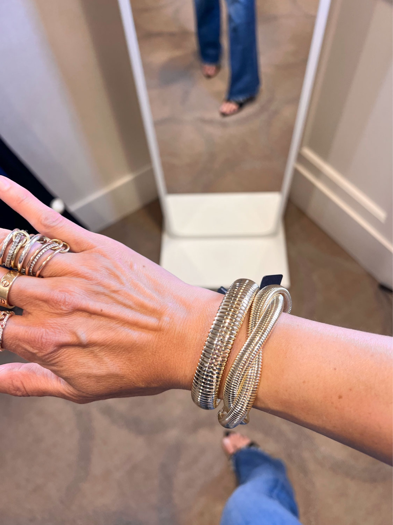 Lightweight gold bracelets from the #Nsale #styleofsam

#LTKxNSale #LTKunder50 #LTKworkwear