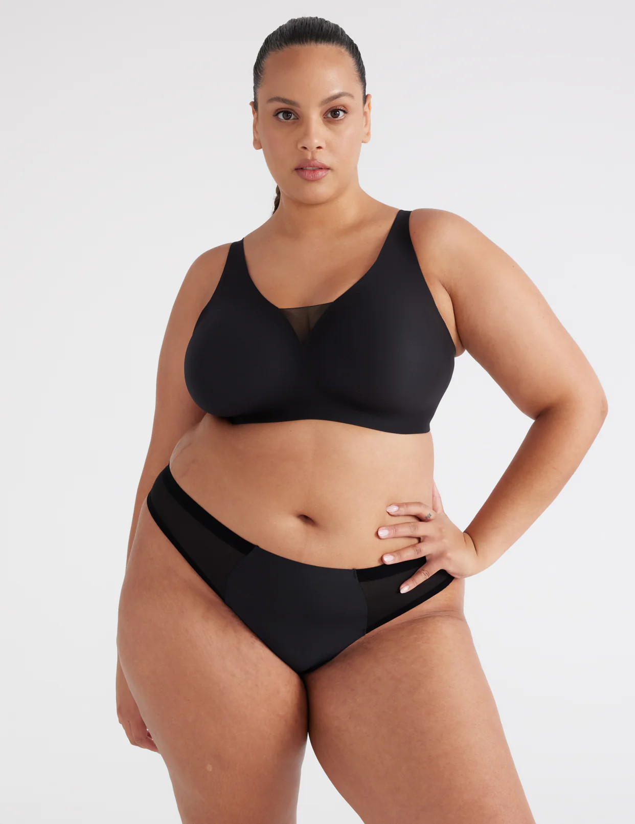 Light Leakproof No-Show Mesh Thong | Knix