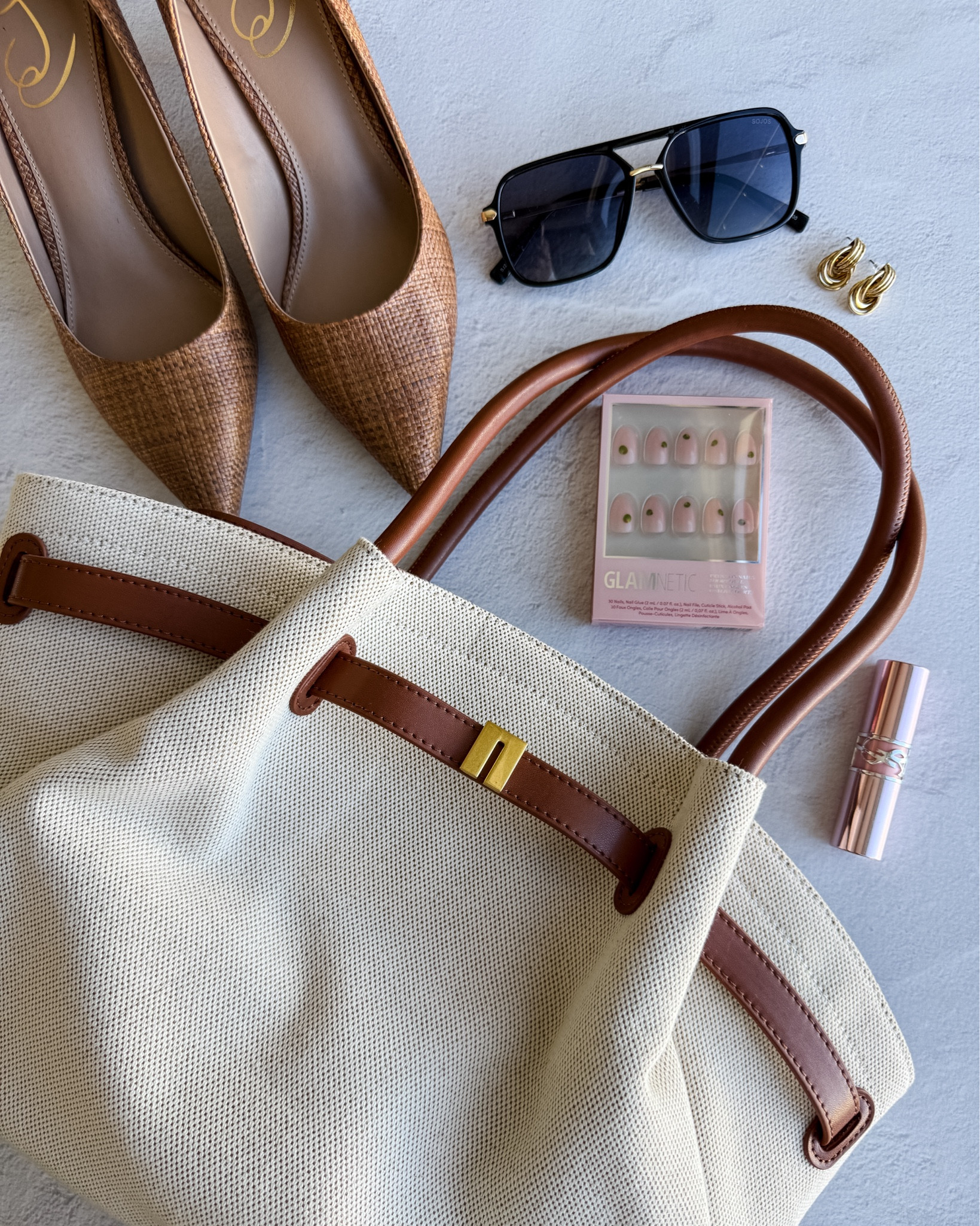 Spring Workwear Neutral Classic Staple Accessories #classicstaples #workwearstaples #workwearaccessories 

 

#LTKOver40 #LTKMidsize #LTKWorkwear