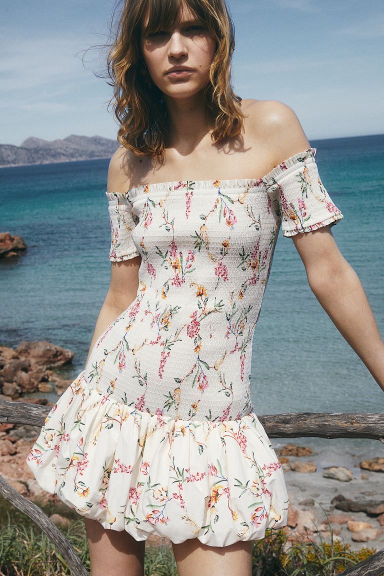 Smocked Off-the-shoulder Dress - Short sleeve - Short - Cream/floral - Ladies | H&M US | H&M (US + CA)