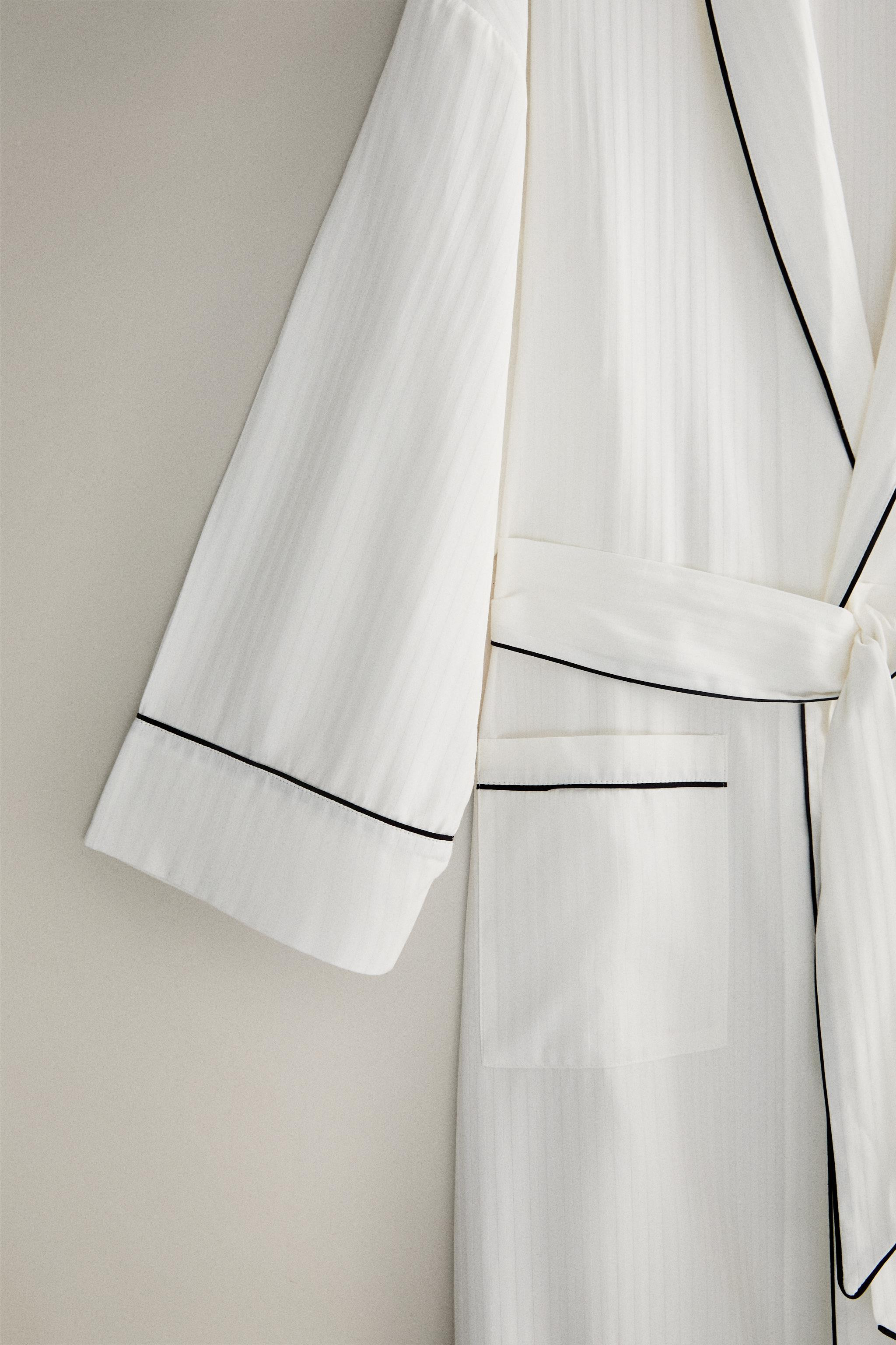 STRIPED JACQUARD ROBE | Zara US