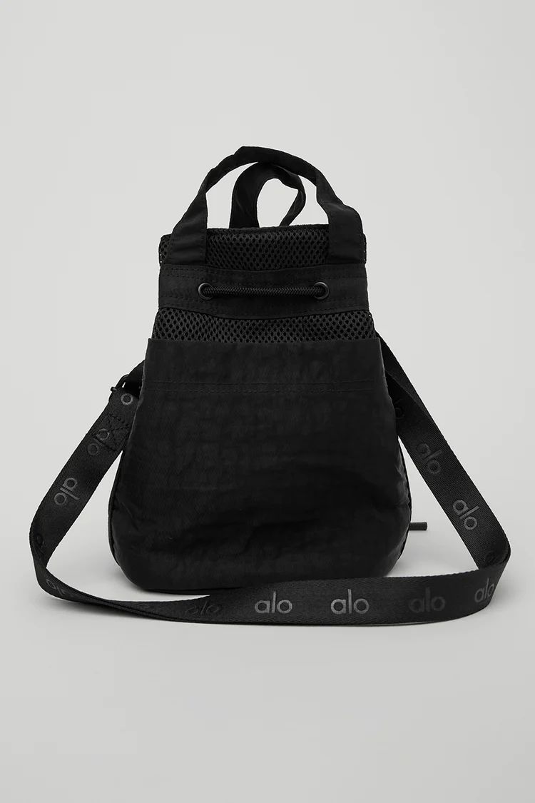 Utility Cross Body Bucket Bag | Alo Yoga