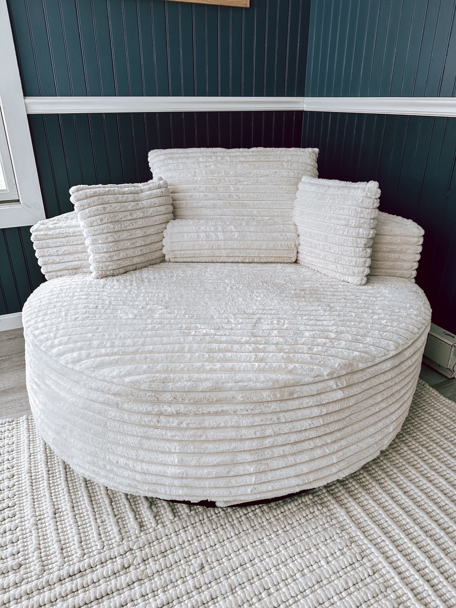 Extra large cozy corner chair  !

#LTKHome