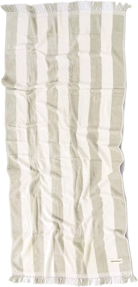 Business & Pleasure Co. Holiday Beach Towel - Luxurious Beach & Pool Towels with Tassels - Soft S... | Amazon (US)