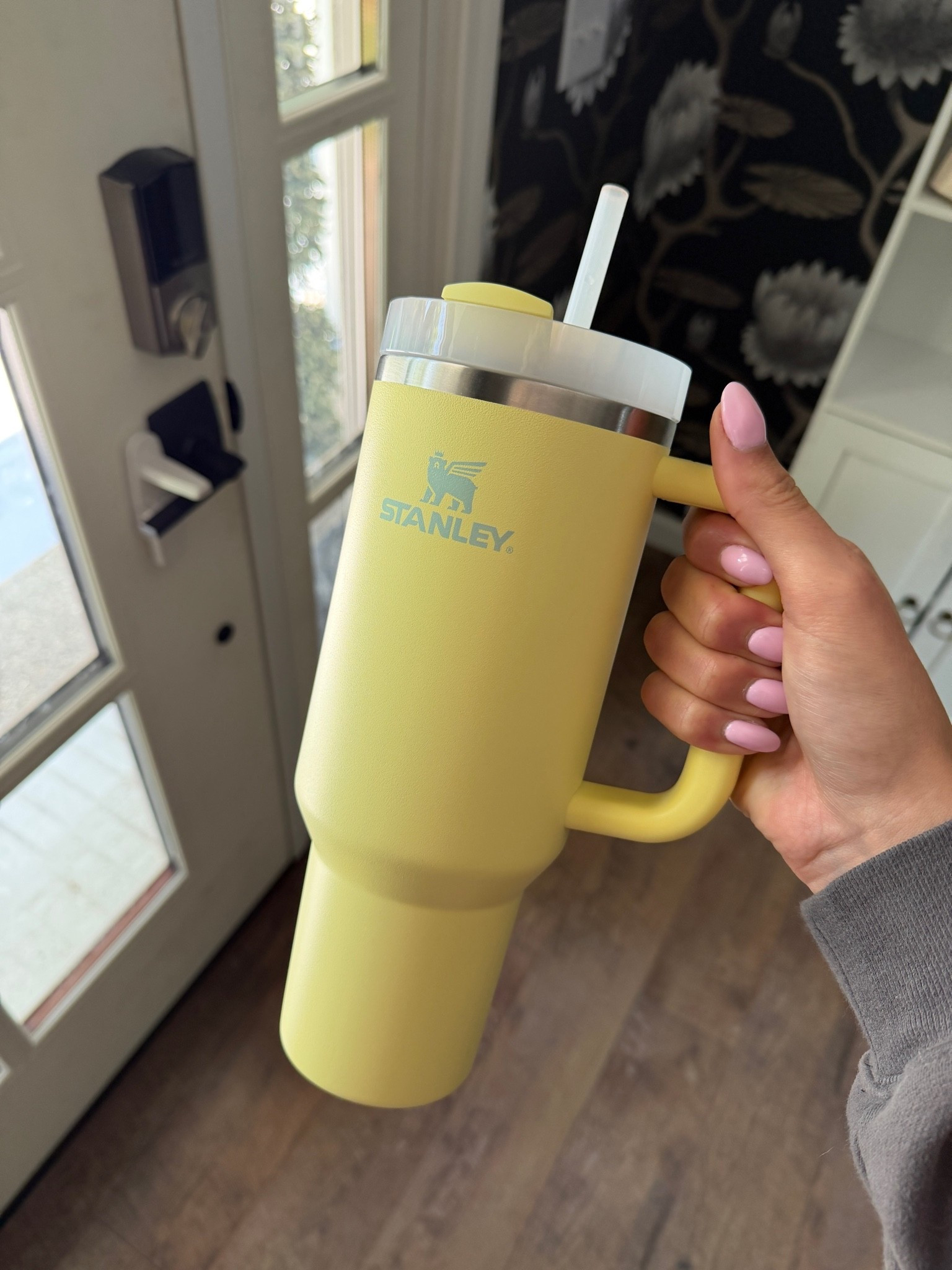 The color got me, what can I say. I’ve never been a “have what everyone has” gal, but I have to admit this is actually a legit tumbler and I really like it! #stanley #tumbler

#LTKdayinmylife
