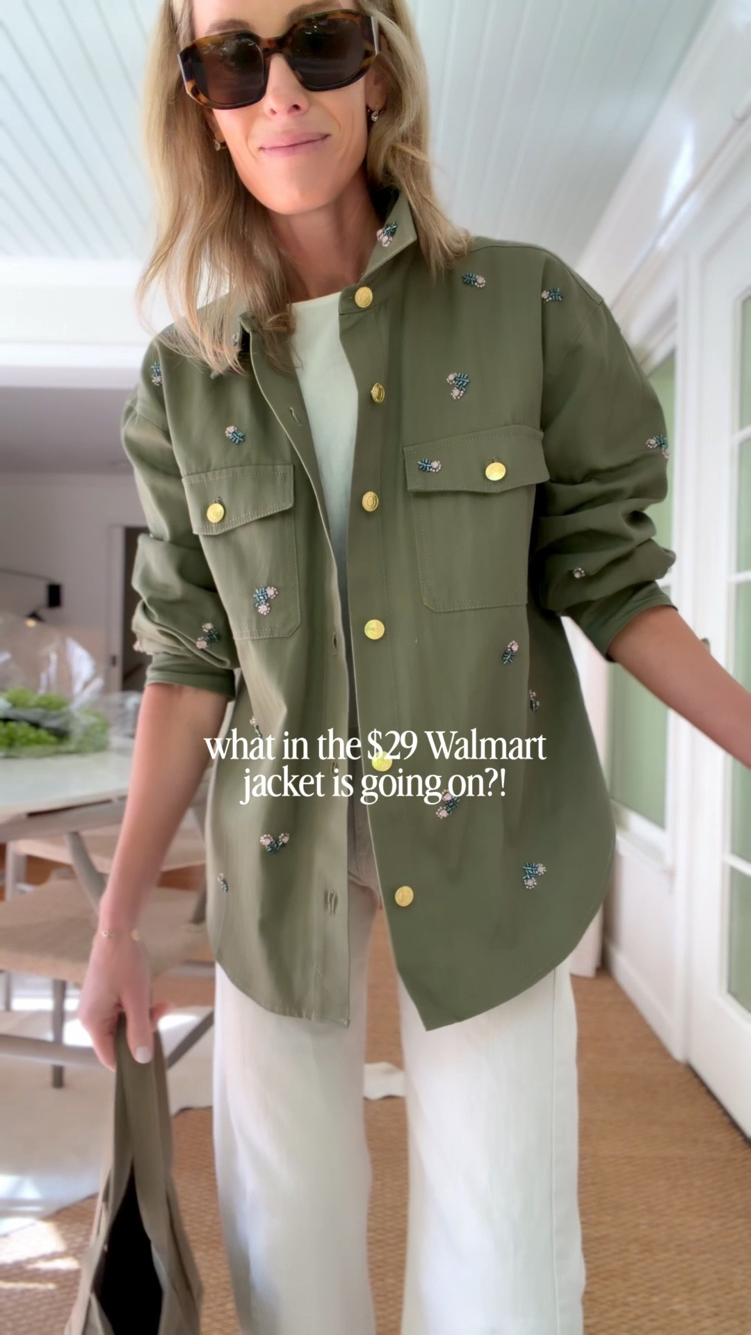 I’m sorry but this is the cutest $29 item I have ever ever ever bought in my life! Insane! And the matching bottoms and baby blue option?! 🫠🩵💚 so good! I am
In a M for jacket fit but you can totally do a true to size for a shirt feel! Xo