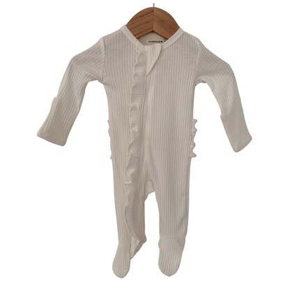 Organic Ribbed Ruffle Zip Footie, Natural | SpearmintLOVE