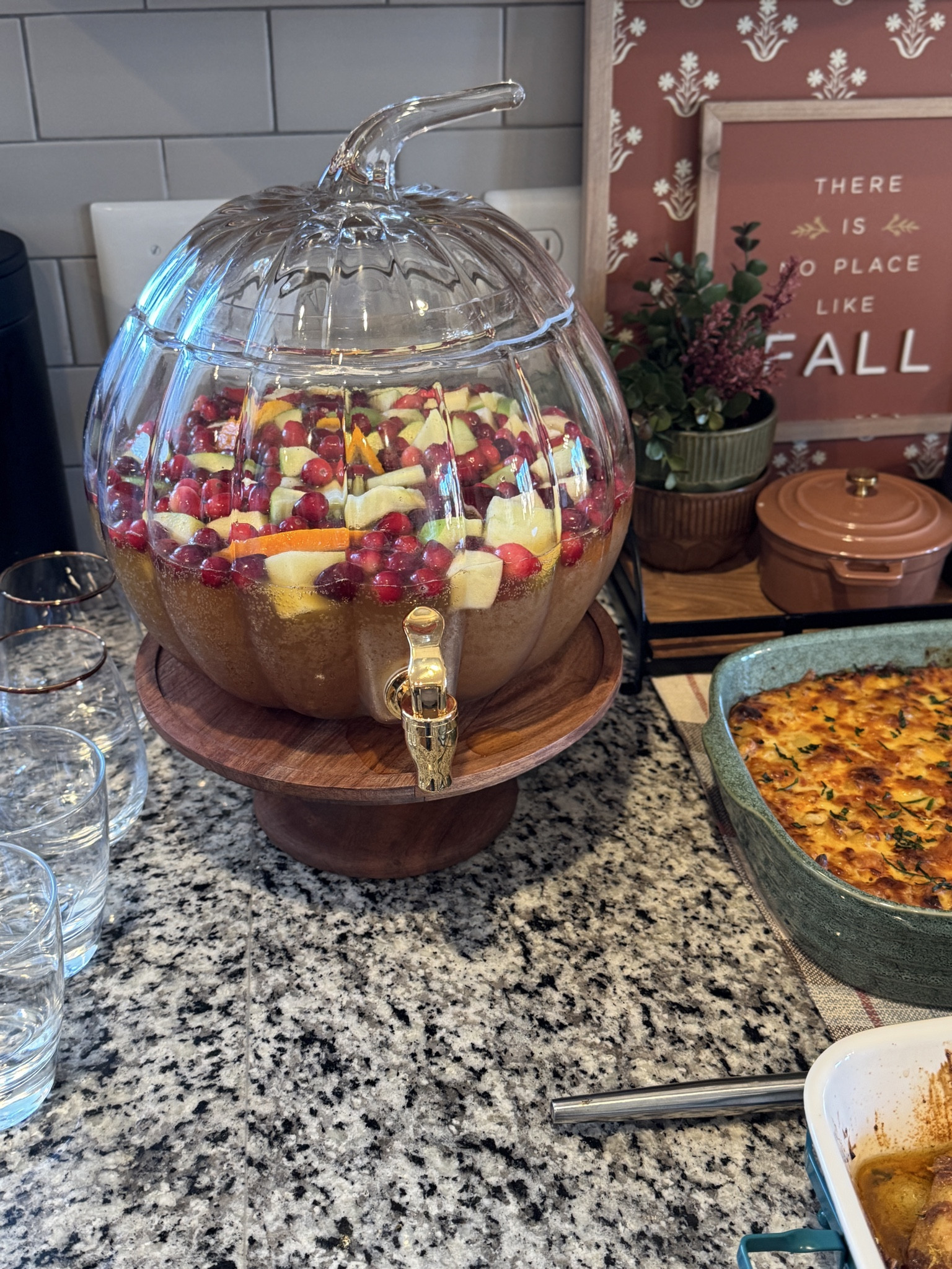 Pumpkin Drink Dispenseer

#LTKFamily #LTKFindsUnder100 #LTKSeasonal