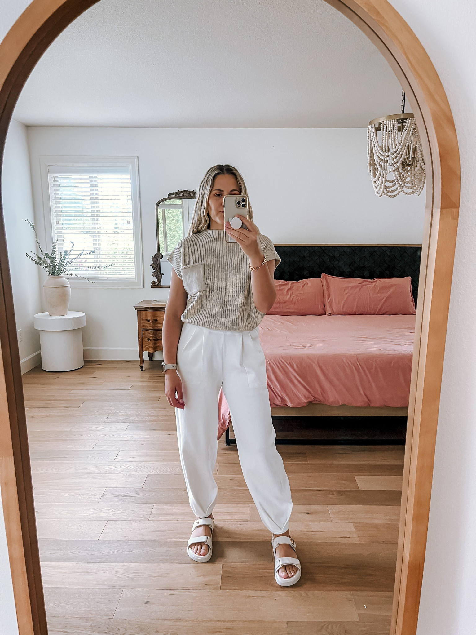 Sharing a few ways to wear this lovely sweater set 🧡

Versatile, comfortable and great for all seasons 😉



#LTKstyletip #LTKunder100 #LTKSeasonal