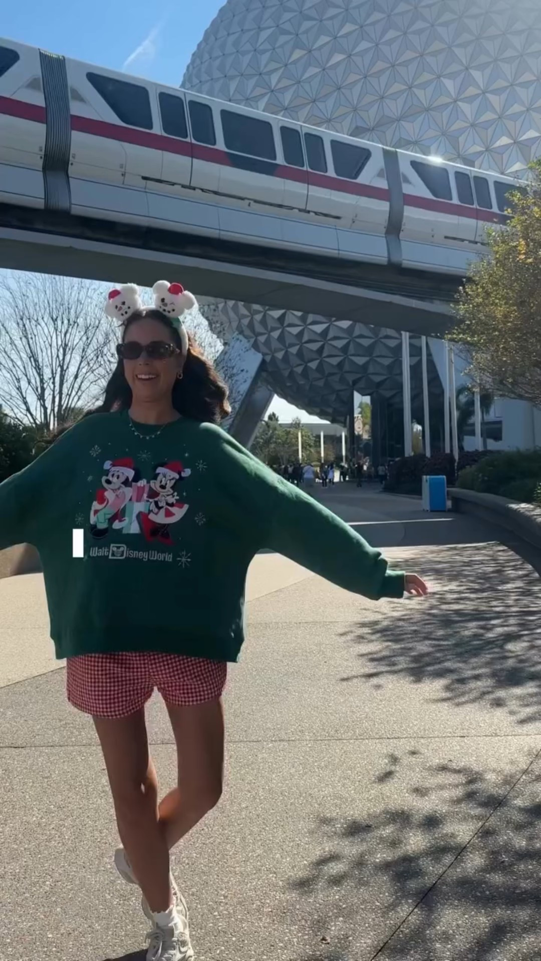 VLOGMAS DAY 8🍪 Let’s go do the Holiday Cookie Stroll at EPCOT’s Festival of the Holidays❤️🎄✨ #disneyvlog #waltdisneyworld #disneychristmas #dailyvlog #disneydayinthelife