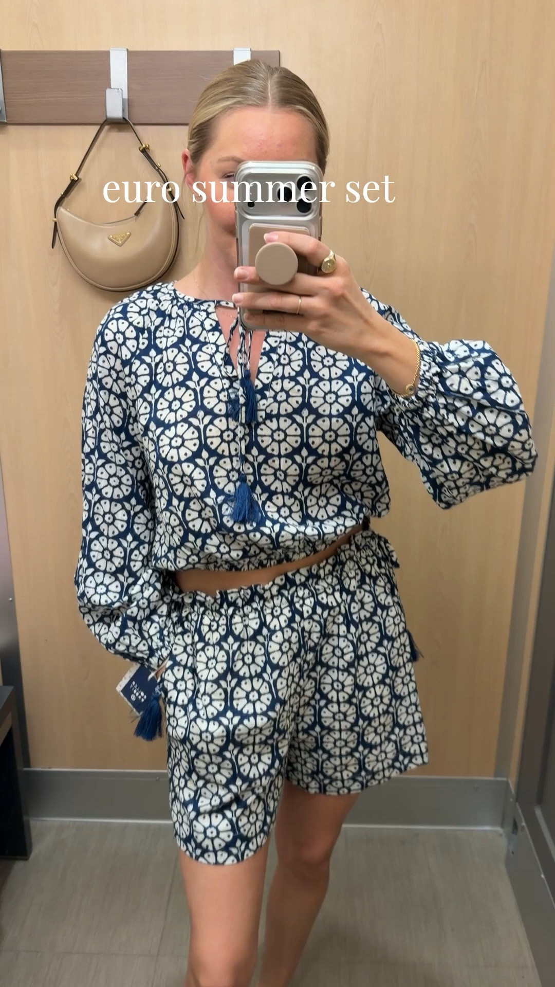 I love how thin this is. Perfect for summer 

#LTKSeasonal #LTKdayinmylife #LTKootd