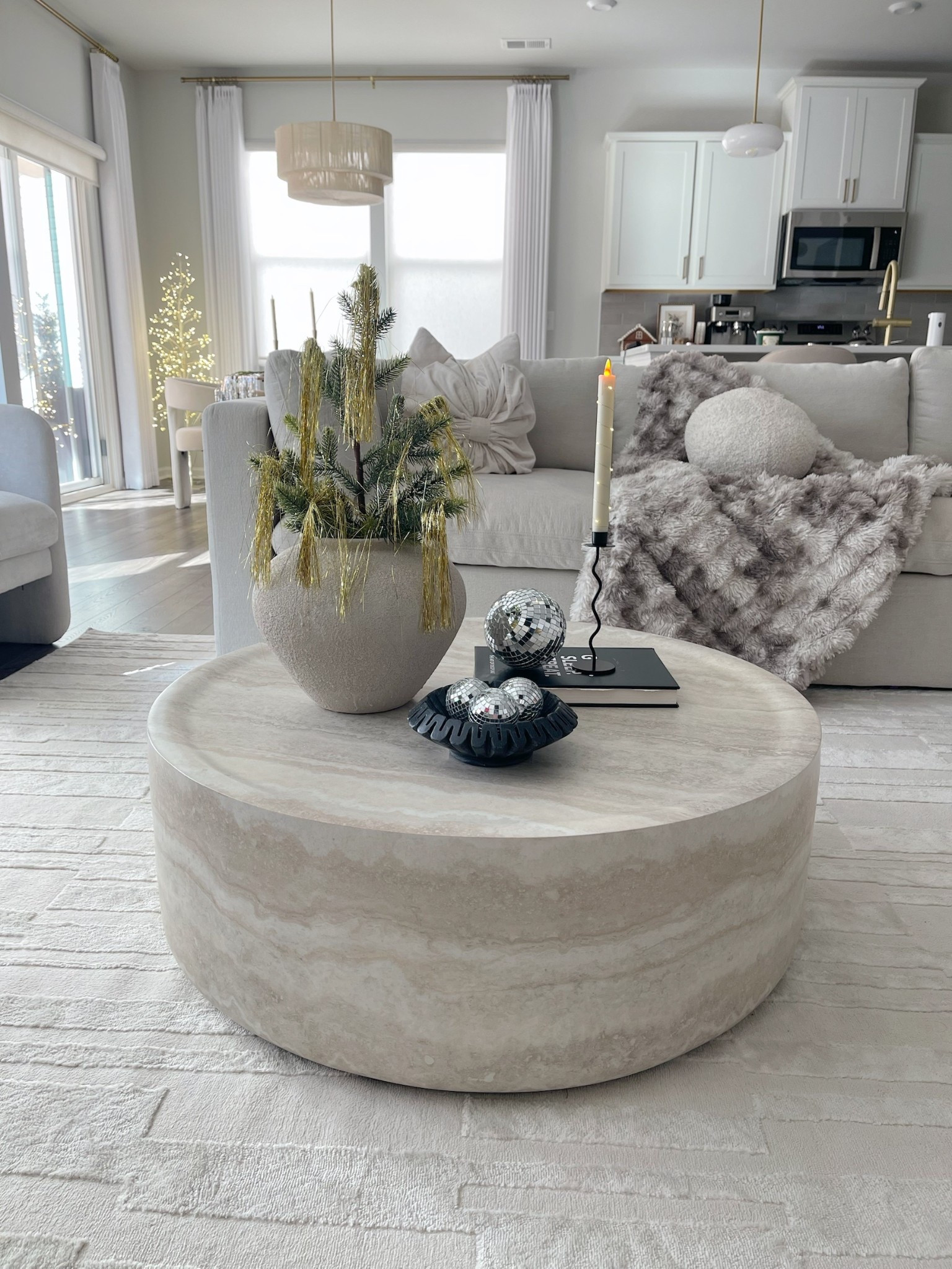 New Year’s Eve coffee table decor 

#LTKHome #LTKSeasonal #LTKHoliday