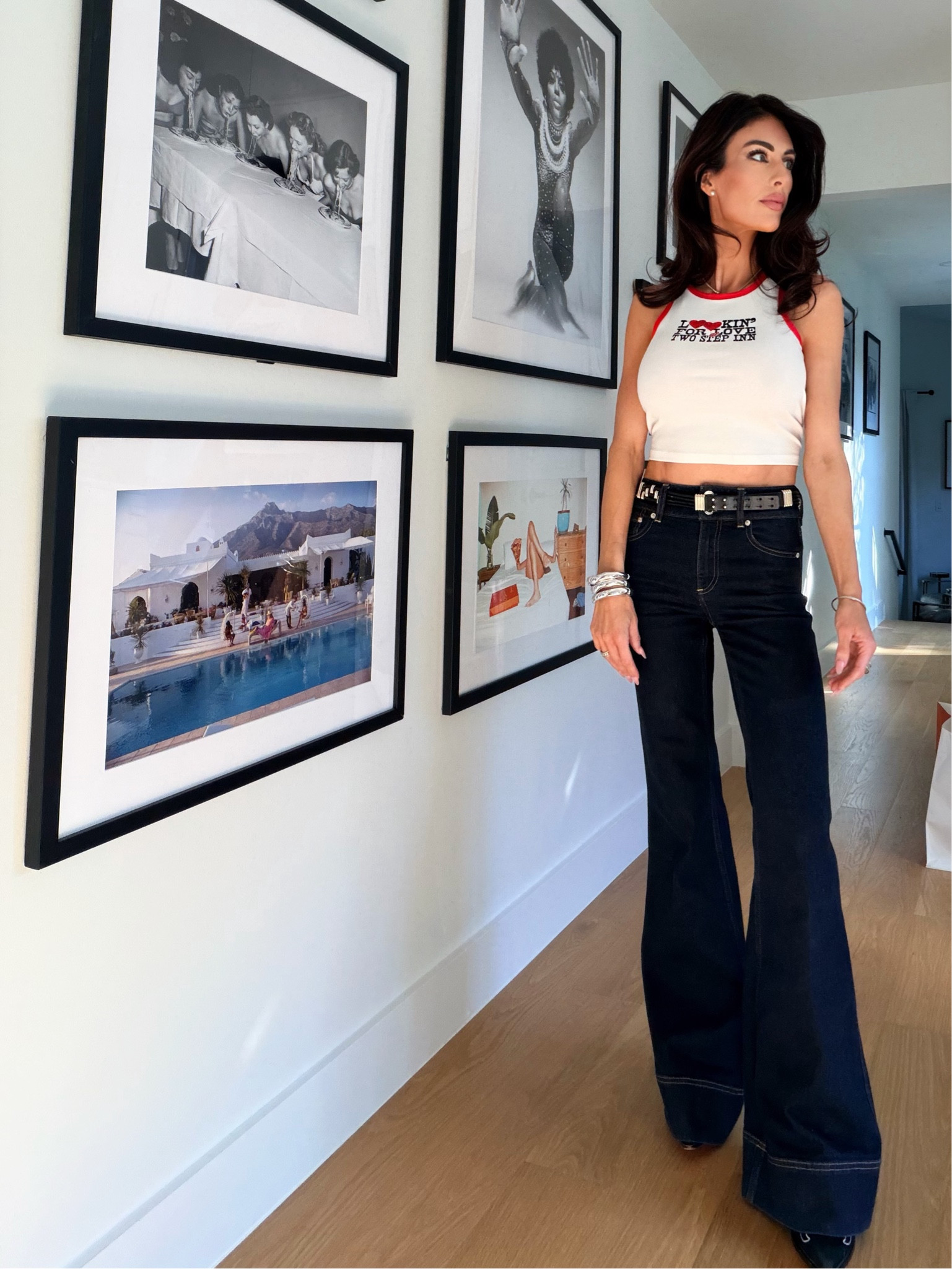 Country concert denim that does the Lord’s work for your legs. Here is a round up of all my favorites!  🤠 #jeans #longlegs #sculpteddenim