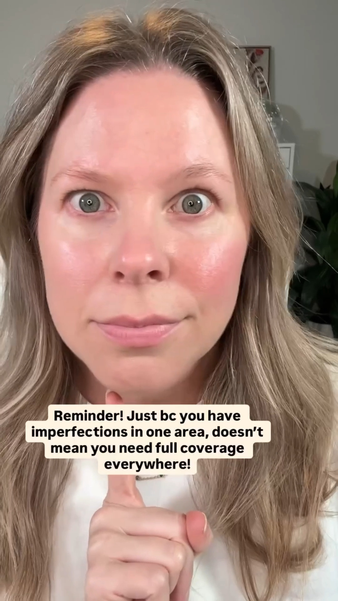 Always a friendly reminder — Less is more! Focus on perfecting the areas that need a little extra love and let the rest of your natural skin shine ☺️

Using @originalnomakeupmakeup here! Happy to send it your way, just let me know in the comments below. 

#rosacea #skinimperfections #makeupformatureskin