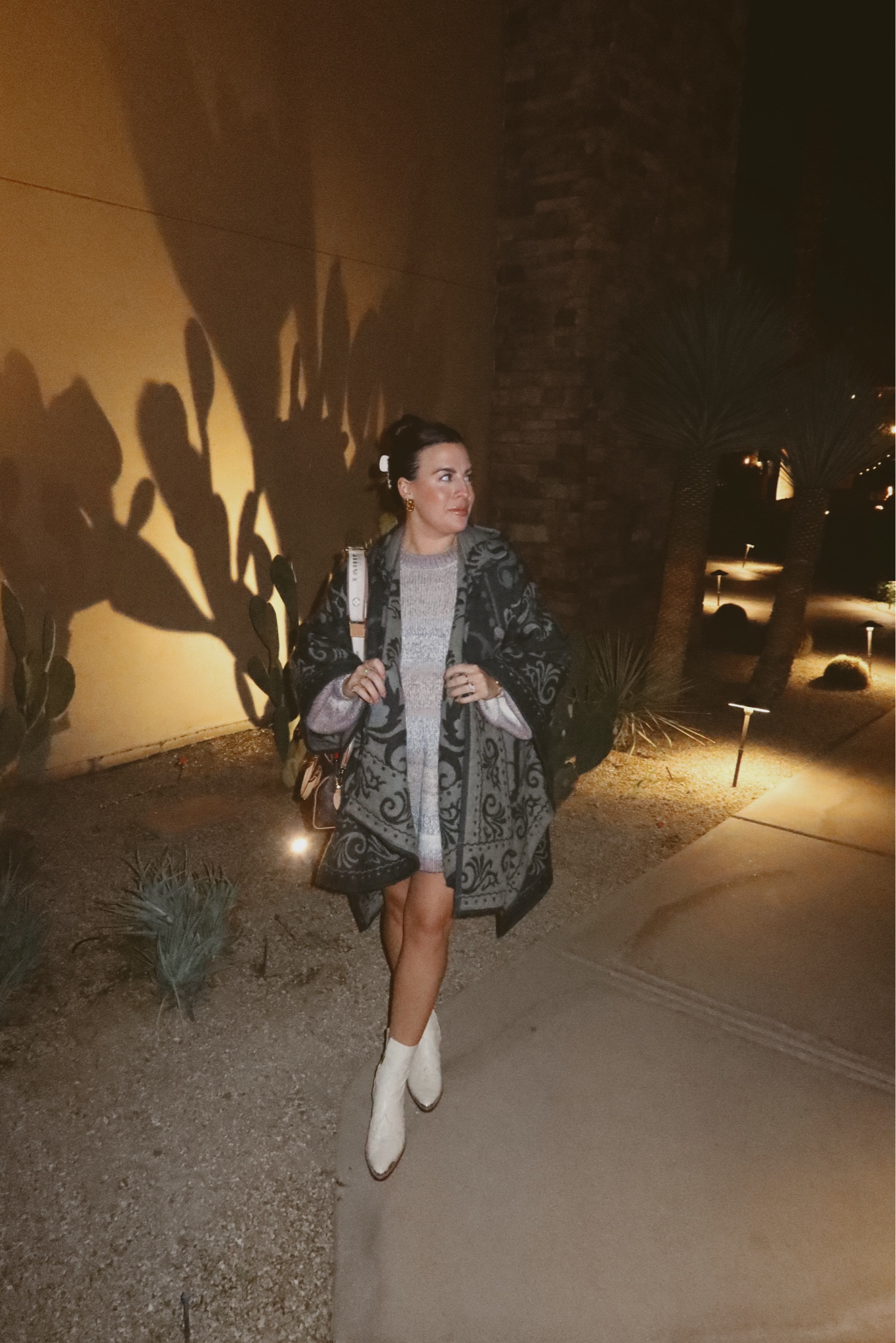 Last night in Palm Springs! I found this poncho in town shopping and I’m obsessed! Just under $100 