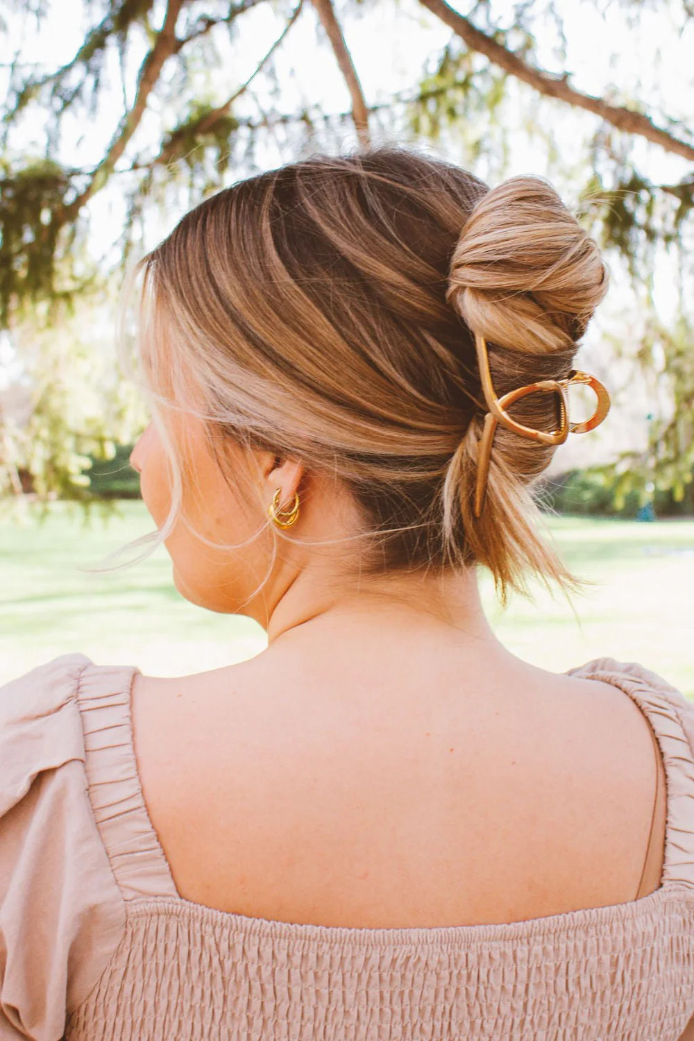 Gold Swirl Claw Clip | Shop Andi