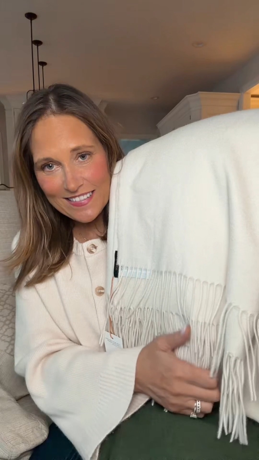 Luxurious and Affordable 


@onequince
#quincepartner


#LTKHome #LTKGiftGuide #LTKHoliday