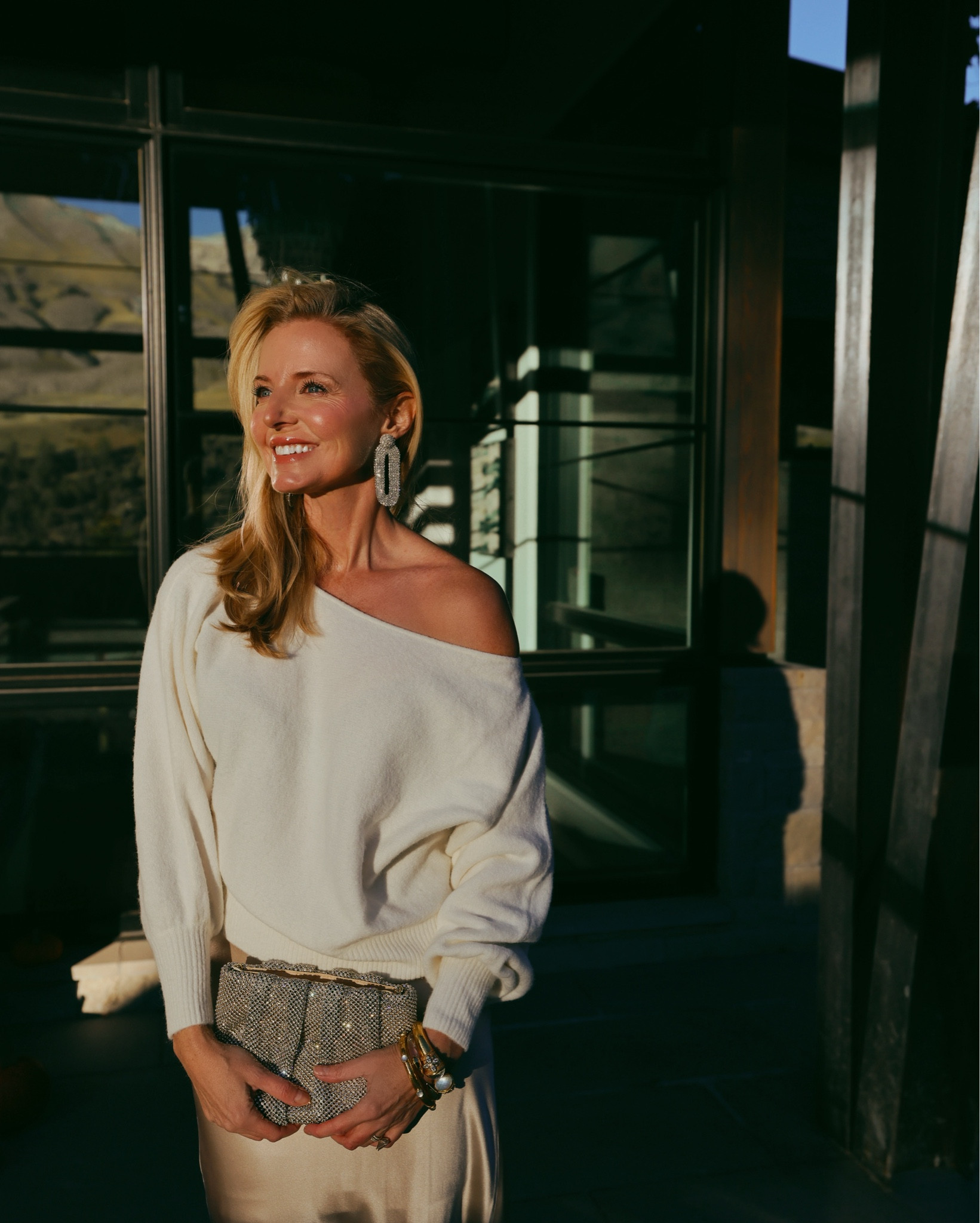 The perfect touch of glam for the holidays ✨ I paired a cozy and chic ivory sweater with my favorite silk skirt from Quince, and added some subtle sparkle with the accessories. This is the perfect  holiday party outfit! 🎄

#LTKFindsUnder100 #LTKSeasonal #LTKHoliday
