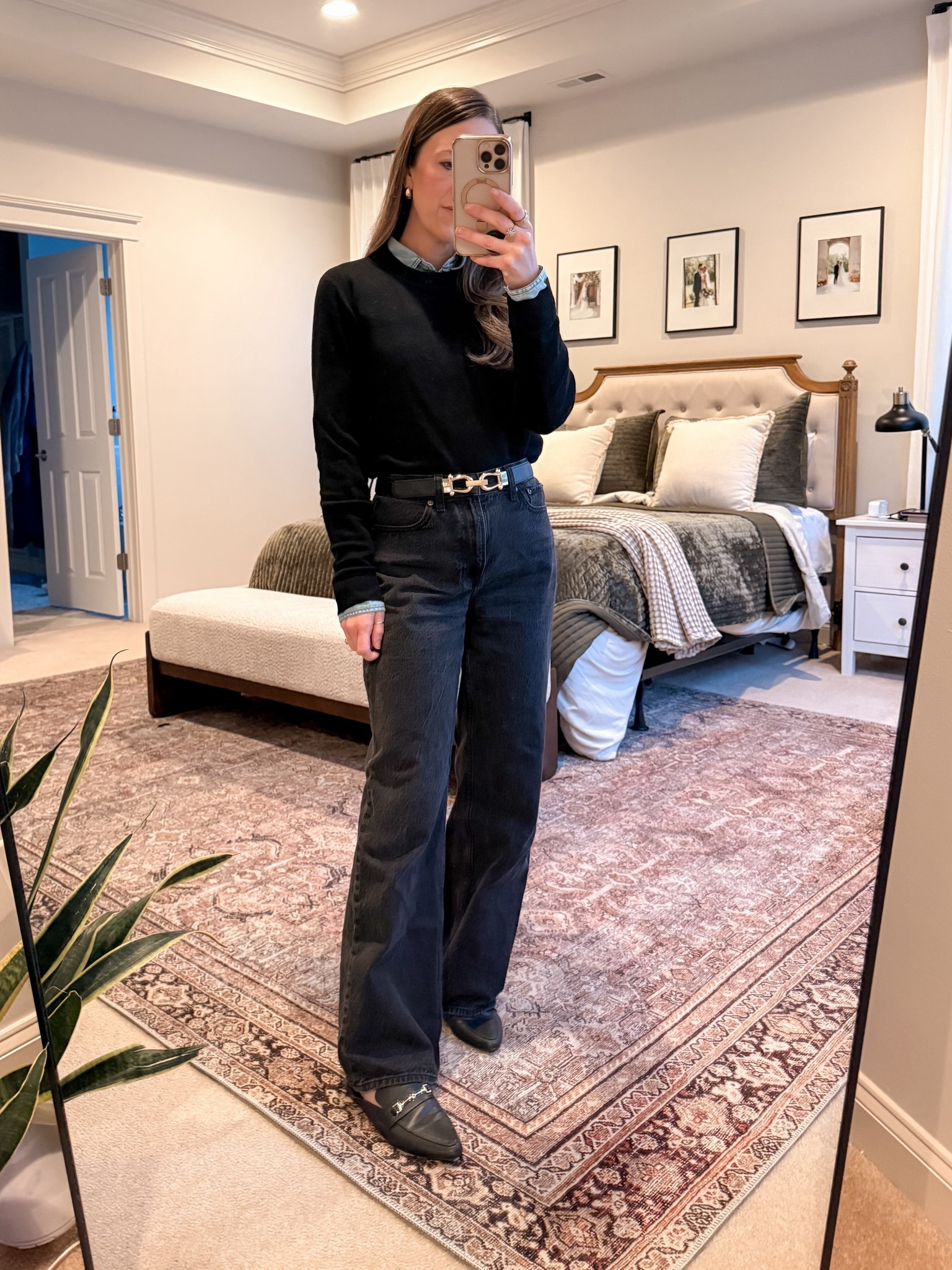 Classic Black + Business Casual Outfit 🤍

• Amazon lightweight sweater
• Target chambray button down (layered underneath)
• Abercrombie high rise loose jeans (25R)
• Amazon belt
• Amazon mules

This is one of my favorite outfit formulas: sweater + chambray layer + high-rise denim.

The chambray collar peeking out instantly makes it feel intentional. The black sweater keeps it sleek, and the wide-leg denim balances everything out.

For reference:
I’m 5’4” wearing 25R in the Abercrombie high rise loose jeans.

Perfect for:
• Casual chic mom outfits
• Black sweater outfit
• Chambray layering outfit
• Wide leg jeans outfit
• Capsule wardrobe basics
• Elevated everyday style
• Mom uniform outfit ideas

Simple pieces. Smart layering. Classic silhouette.

#LTKgrwm #LTKWorkwear #LTKootd