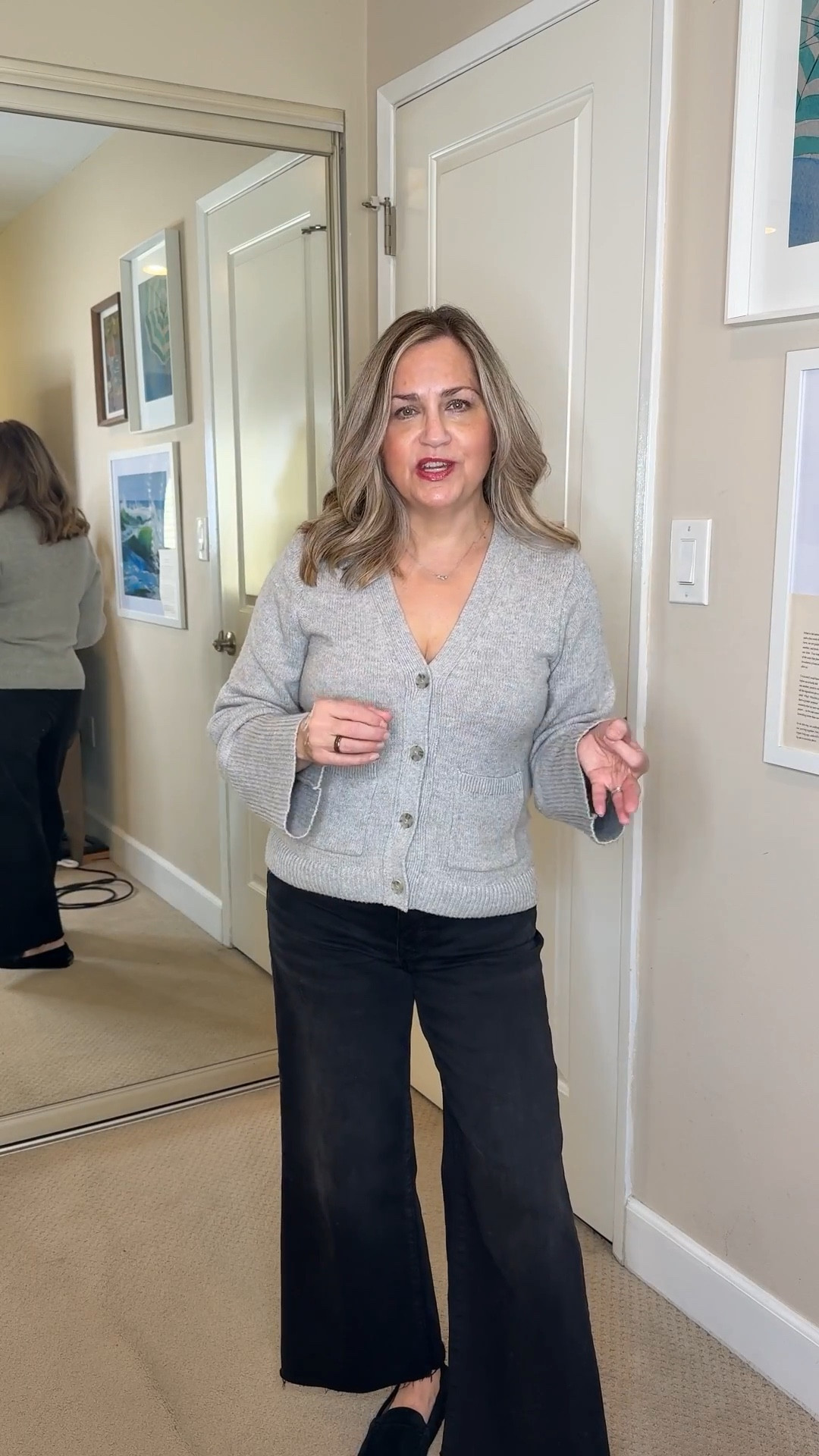 Jeans and a v-neck cardigan are great for a spring date night! 

#LTKOver40 #LTKspring #LTKspringtrends