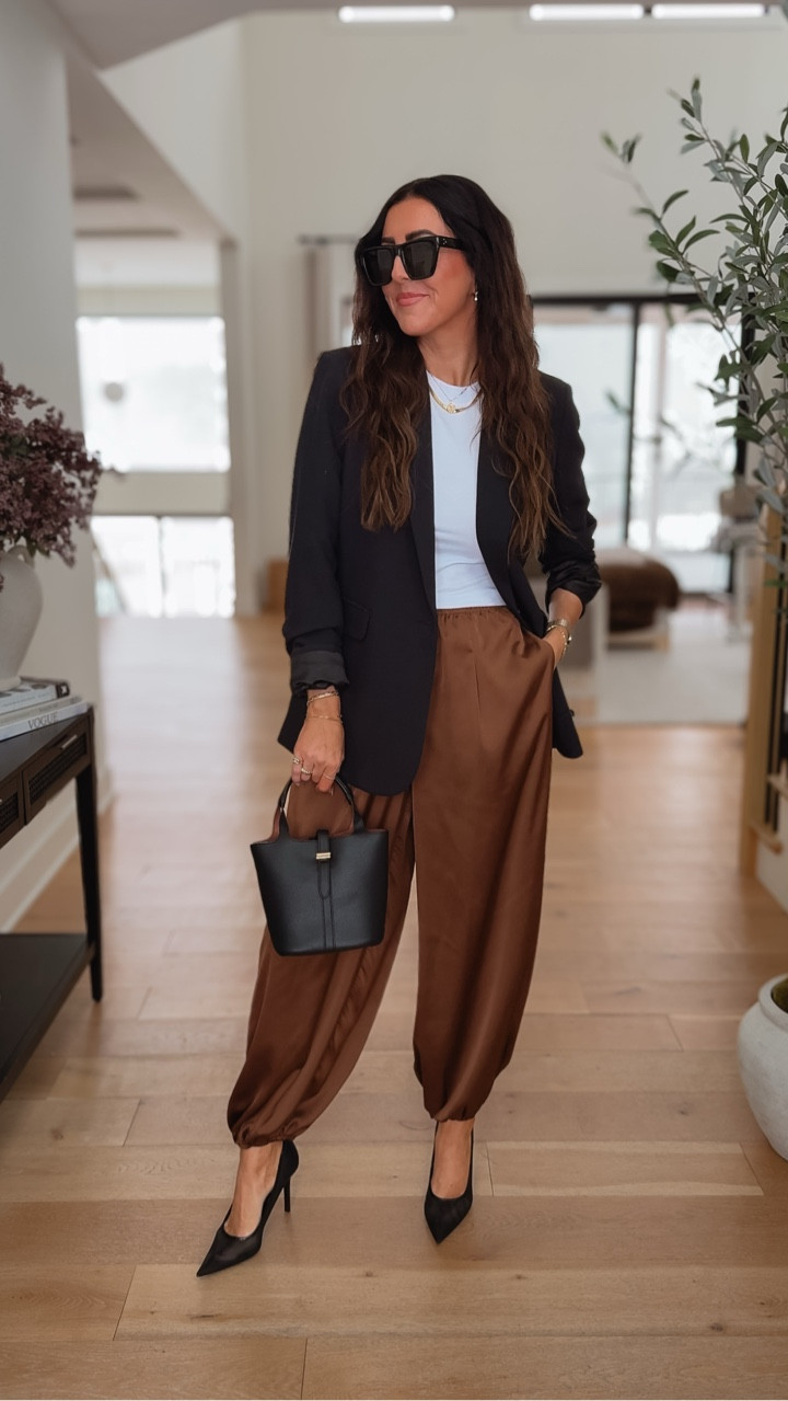 Wearing a size small in my balloon pants and small in my favorite white tshirt! I love this oversized Blazer from Abercrombie  is in a size medium. Perfect for girls night out or work! 

#LTKootd #LTKOver40 #LTKgrwm