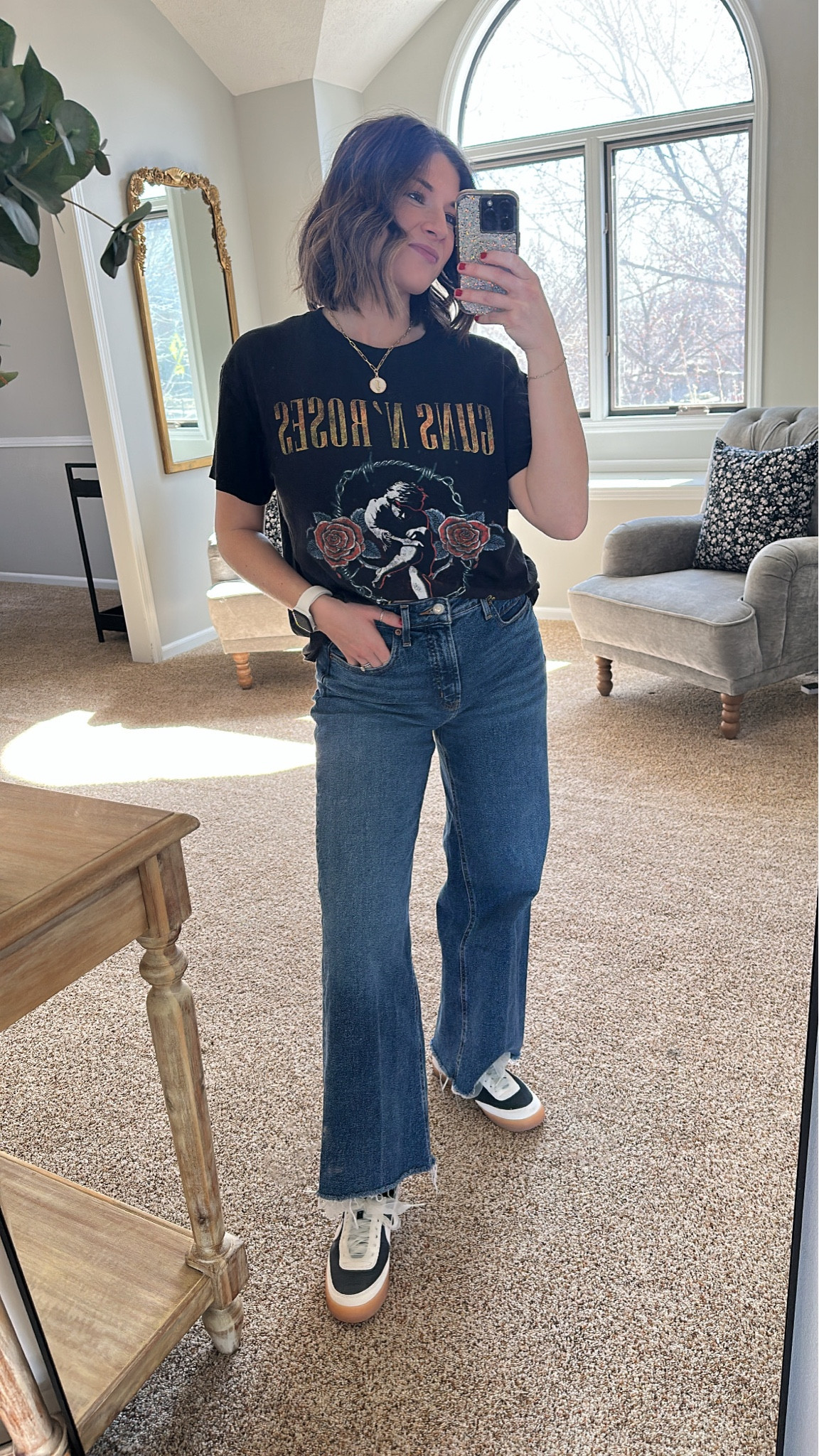 Casual street style OOTD
Still obsessed with these sneakers. 

Graphic tee / denim jeans / Nike sneakers 

#LTKsalealert #LTKfindsunder100 #LTKstyletip