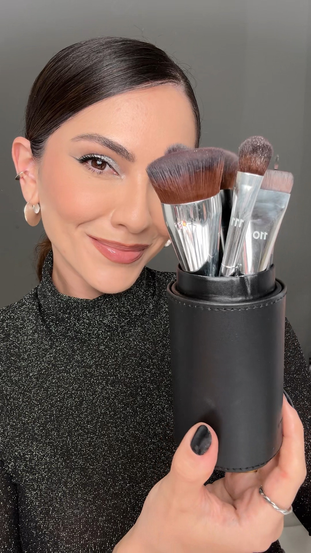 Pincéis da Linha Chrome Real Techniques  

#LTKbrasil #LTKbeleza