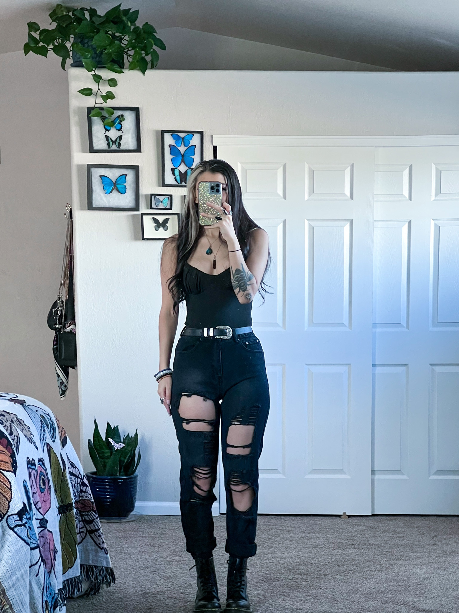 All black outfit // black bodysuit + black mom jeans + dr martens 

#LTKhome #LTKshoecrush #LTKfit