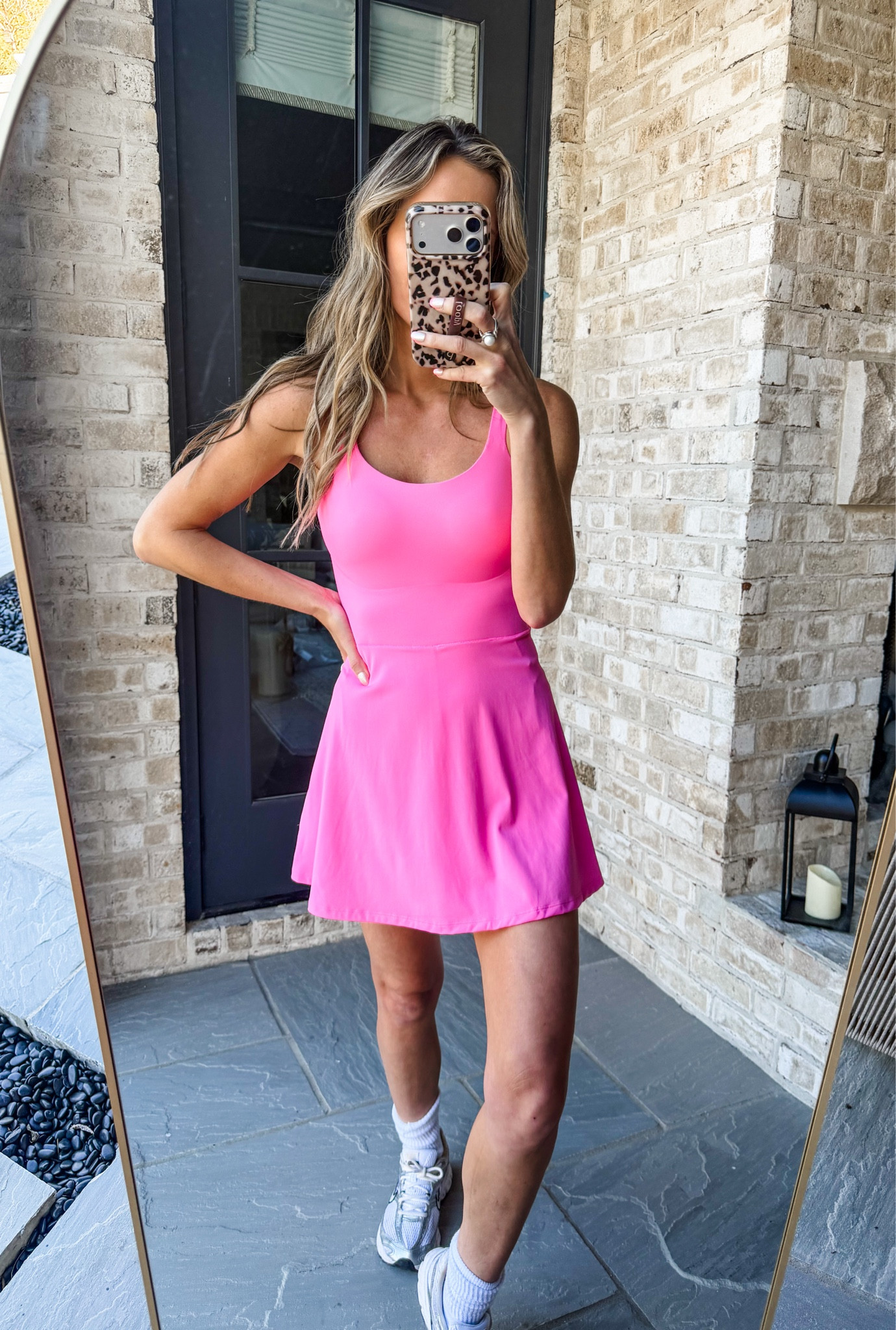 🩷👟🤍

#LTKgrwm #LTKfitnessgoals #LTKootd