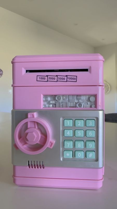 The cutest ATM BANK for kids! 


#LTKfamily #LTKkids #LTKGiftGuide