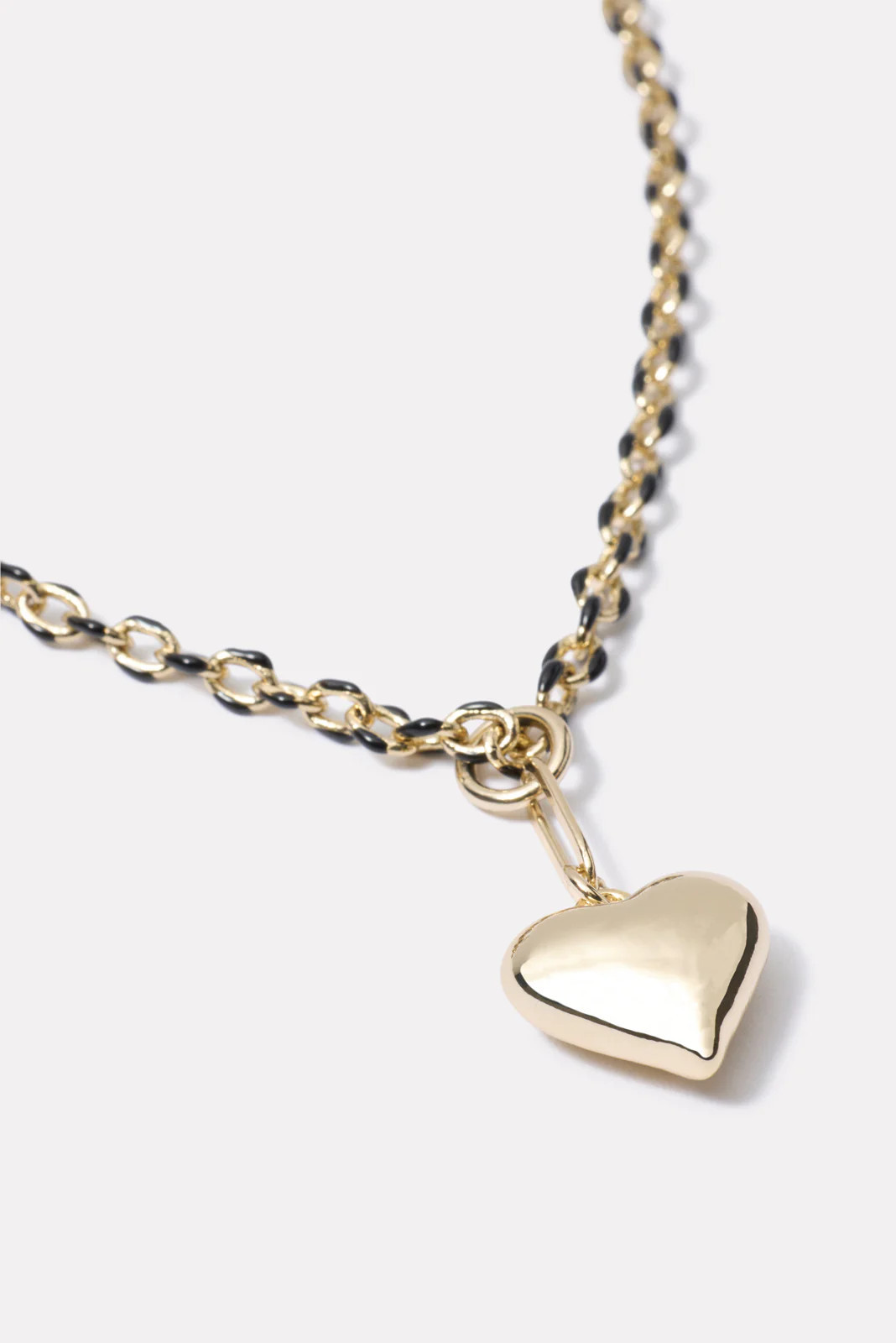 EVEREVE Women's Selena Heart Necklace, Gold | Evereve