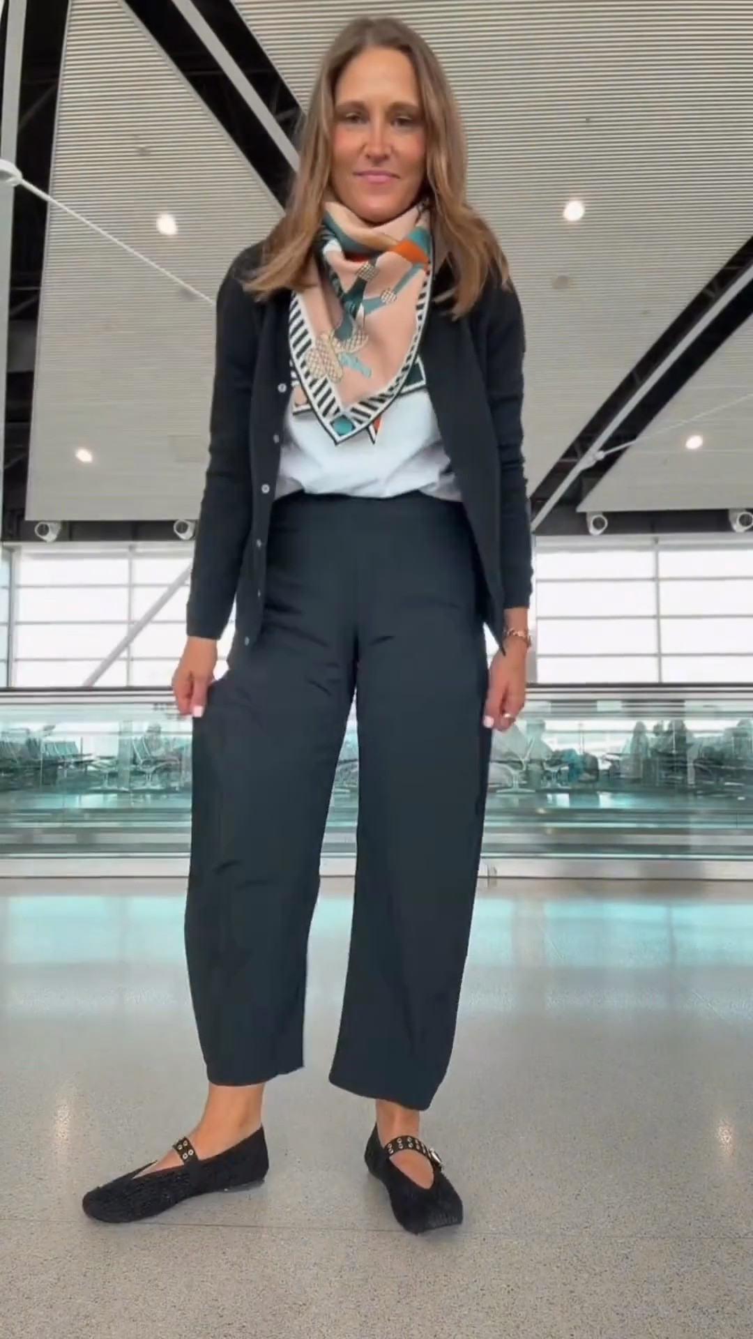 I knew they were going viral, so I decided to give them a try and ended up really impressed. I liked them so much that I found a similar option at a better price with five-star reviews. Definitely worth checking out if you’ve been curious.

#LTKMidsize #LTKOver40 #LTKSeasonal