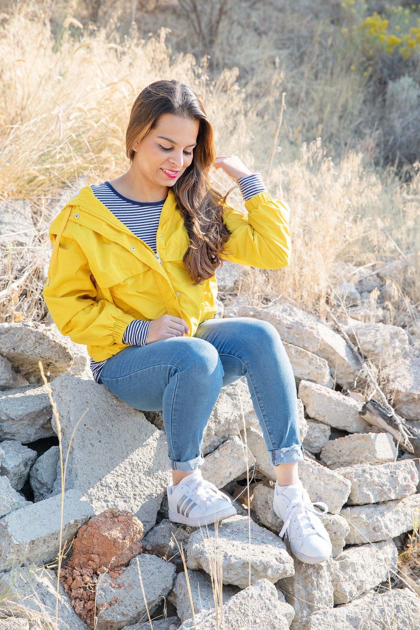 Nothing beats a cozy striped tee + denim combo… but this yellow jacket steals the show every time 💛✨
Cute, comfy, and perfect for outdoor adventures — finished with classic white sneakers!
#stylewithkitty

#fashionfavorites #yellowcoat #fallstyleinspo #stripedtop #jeansoutfit #sneakerstyle #outdoorfashion #easyoutfits #casualootd #affordablefashionfinds #amazonstyle #stylecurator

#LTKFindsUnder50 #LTKootd #LTKBeauty