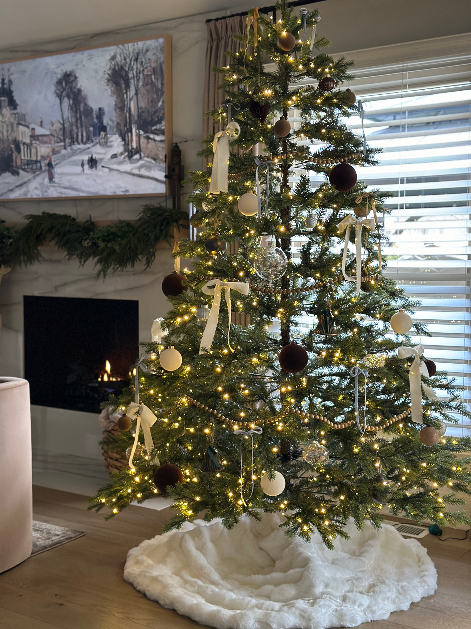 King of Christmas 7.5 Rushmore tree