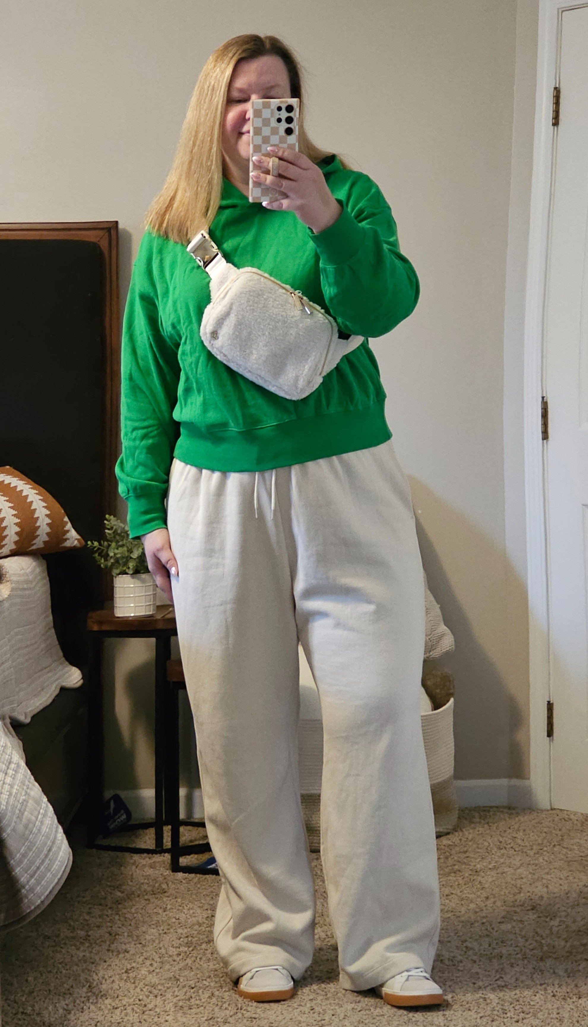 A great casual weekend or travel look!  Wearing an XL in top and bottoms. I now have these Sweatpants in 4 colors I love them so much!

#LTKsalealert #LTKover40 #LTKtravel